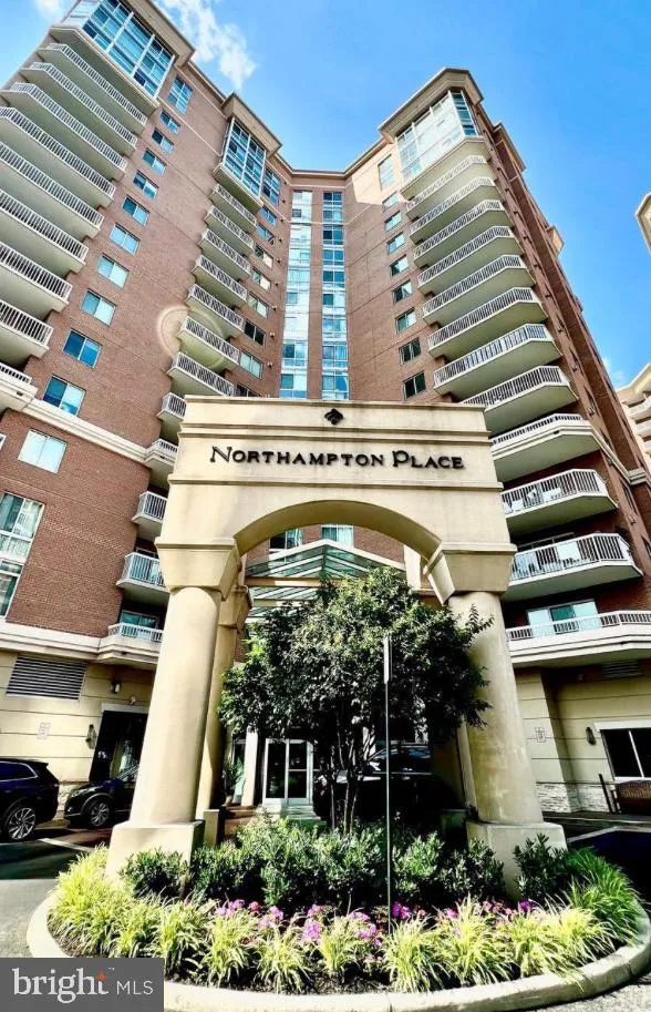 Alexandria, Virginia 22302, United States, 2 Bedrooms Bedrooms, ,2 BathroomsBathrooms,Residential,Active,81335