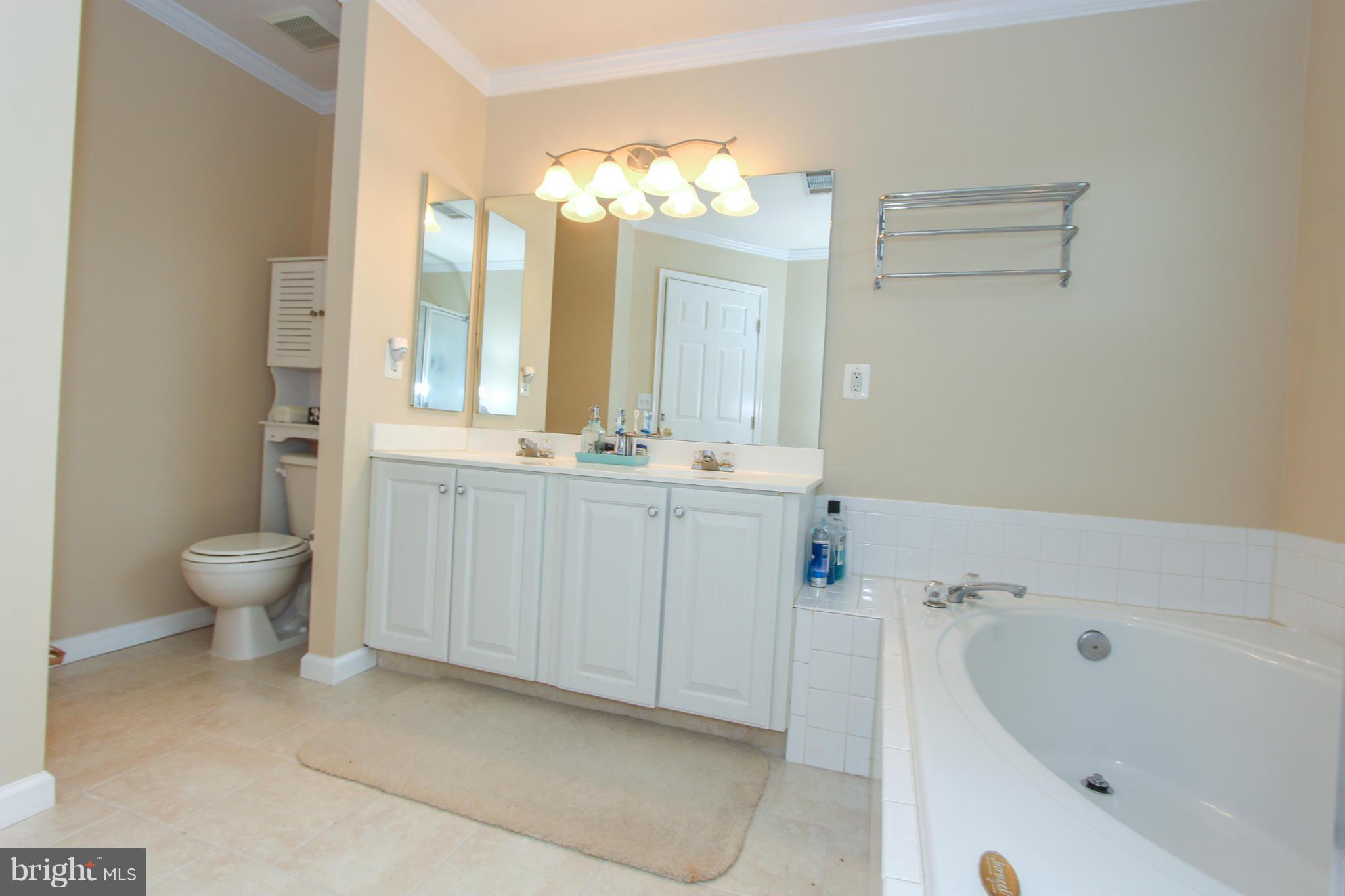 STRATFORD - Residential