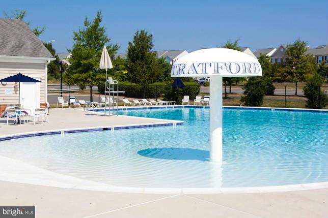 STRATFORD - Residential