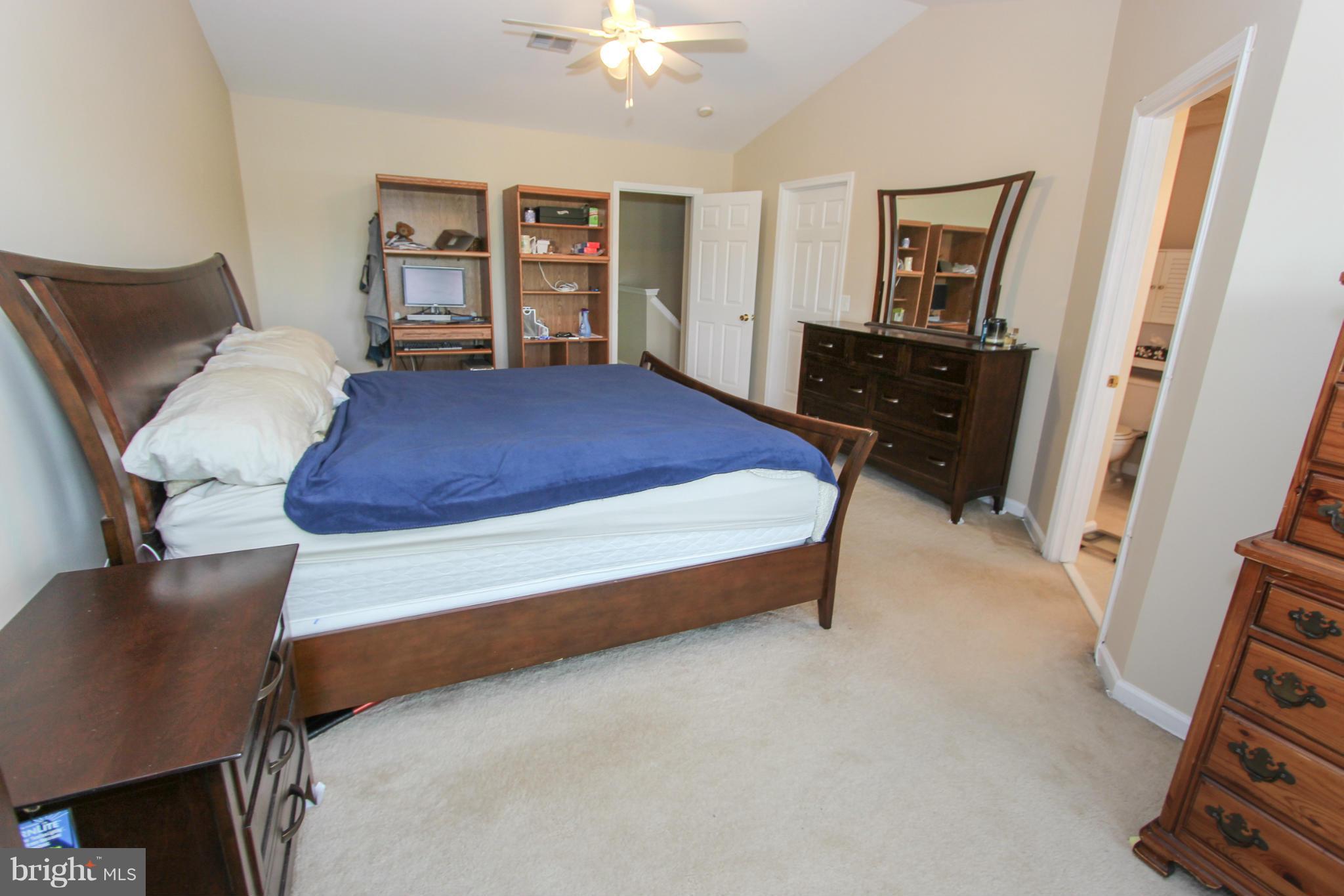 STRATFORD - Residential