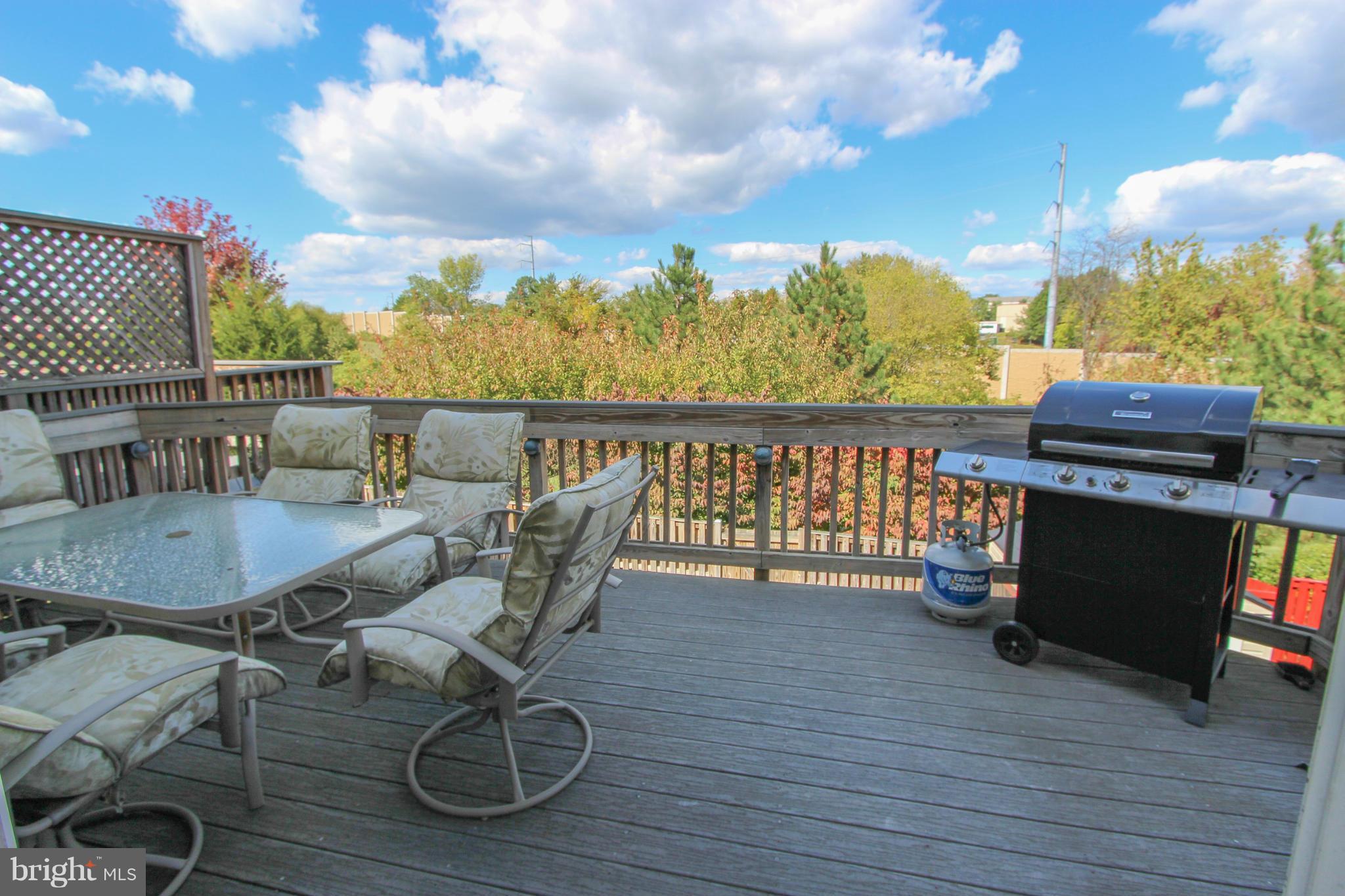 STRATFORD - Residential