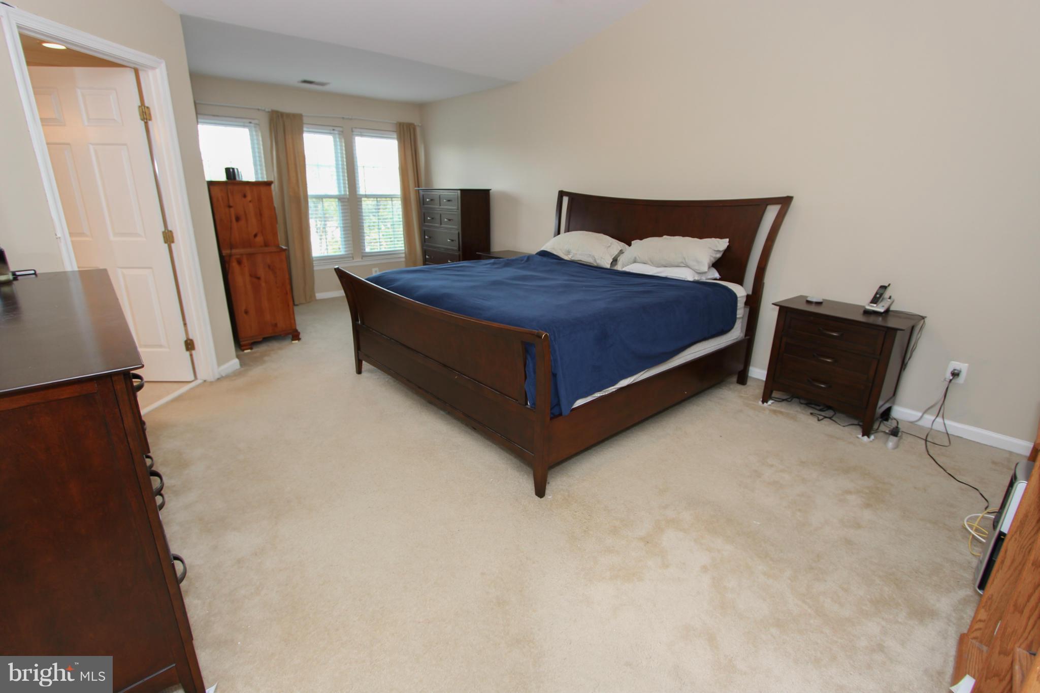 STRATFORD - Residential