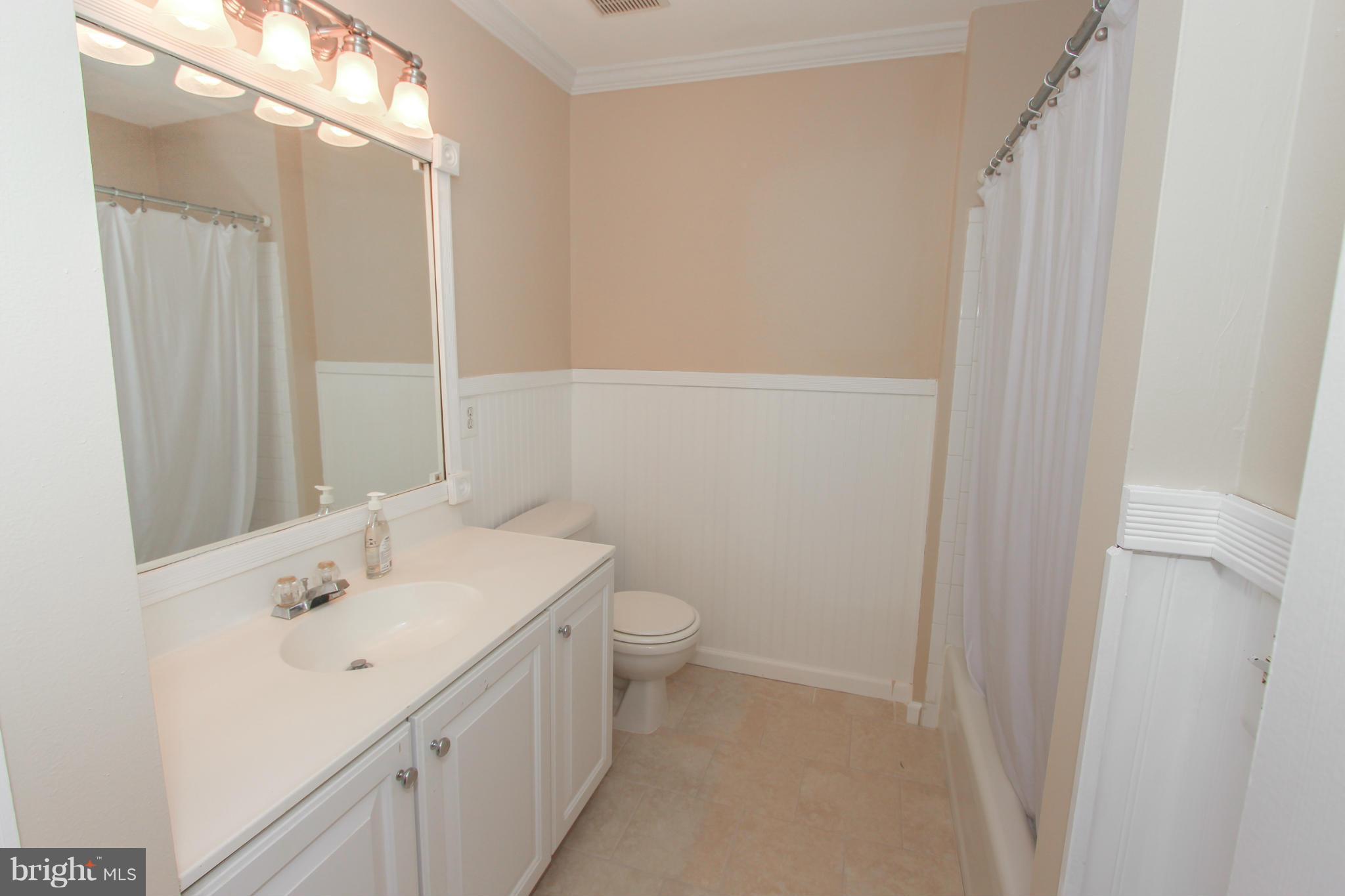 STRATFORD - Residential