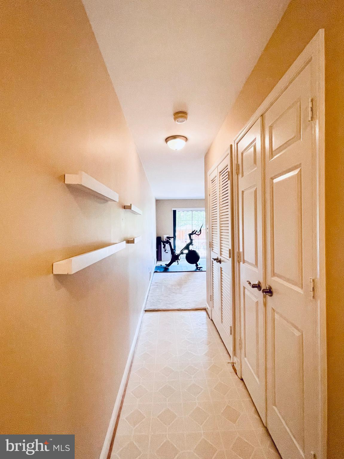 KINGSTOWNE - Residential Lease