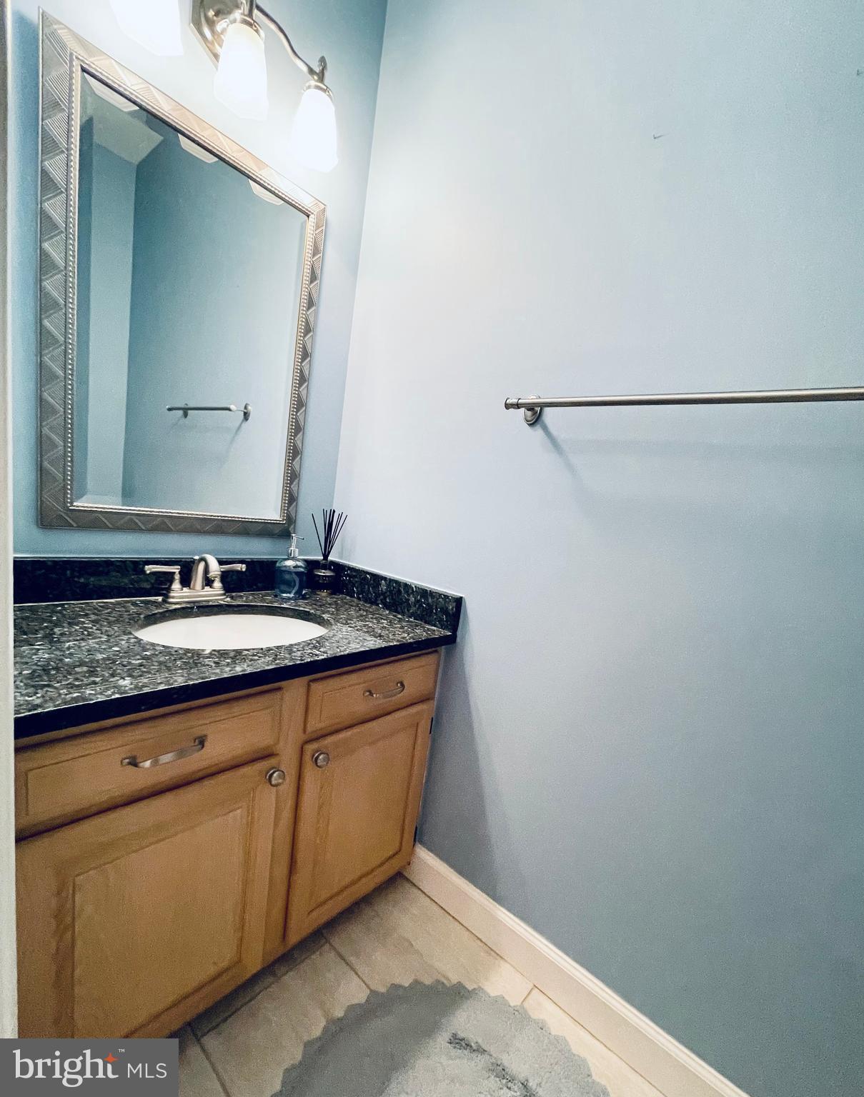 KINGSTOWNE - Residential Lease