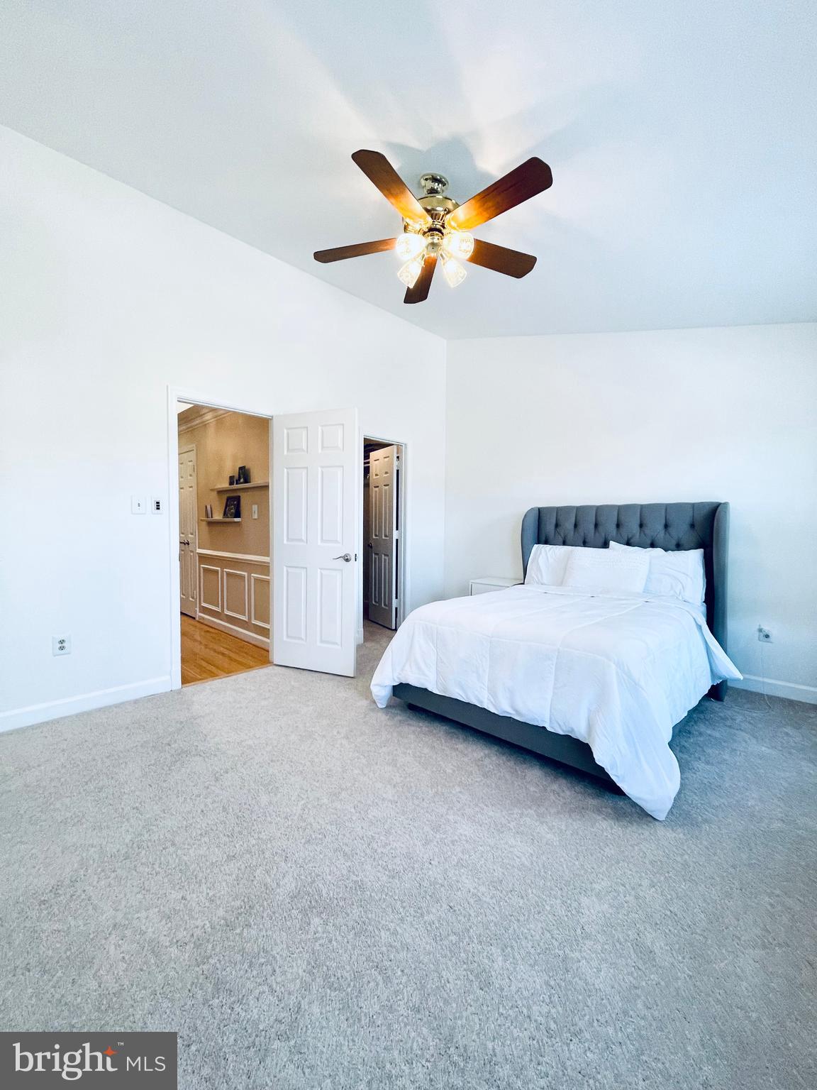 KINGSTOWNE - Residential Lease