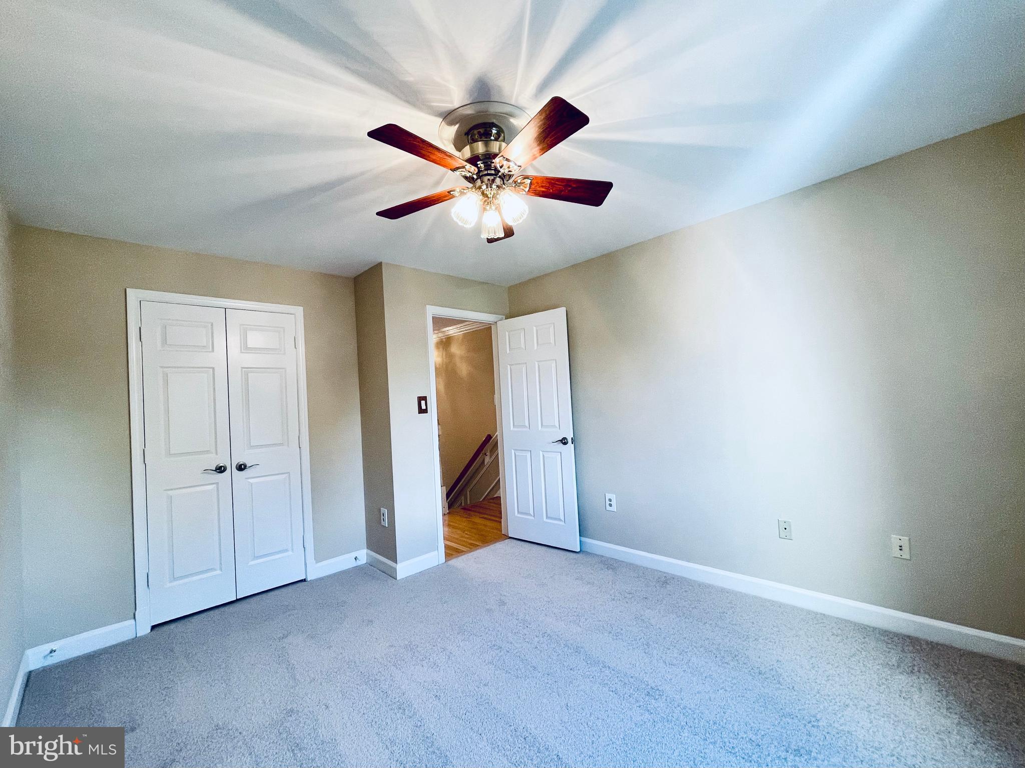 KINGSTOWNE - Residential Lease