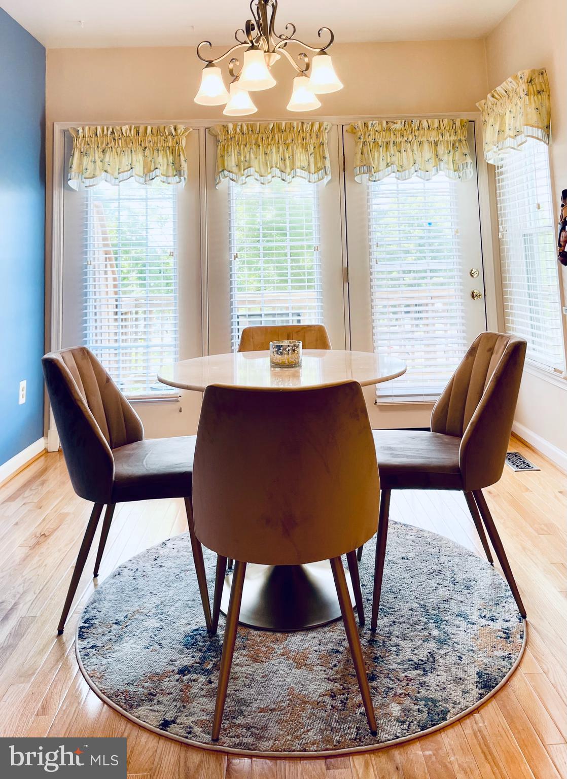 KINGSTOWNE - Residential Lease