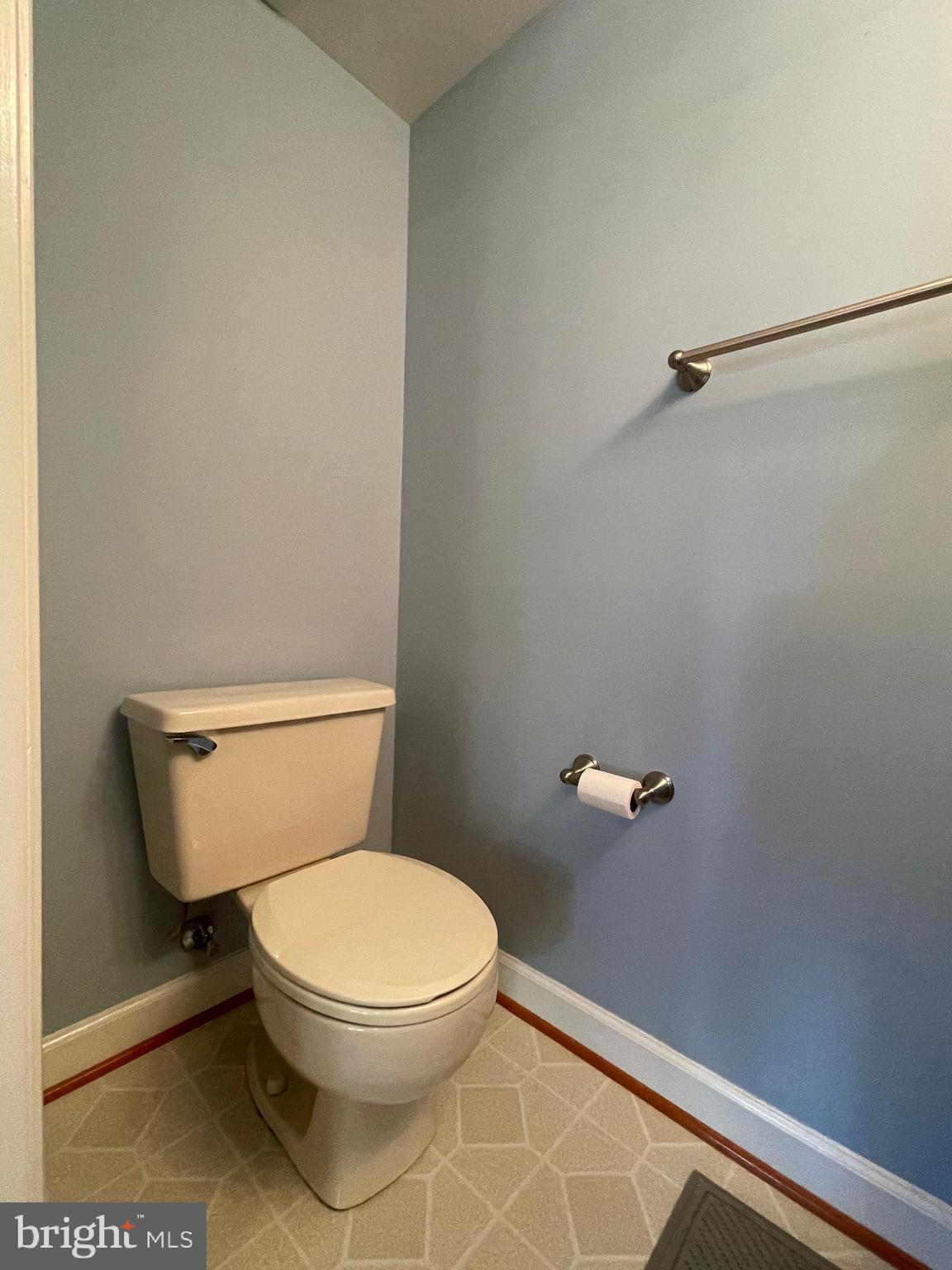 KINGSTOWNE - Residential Lease