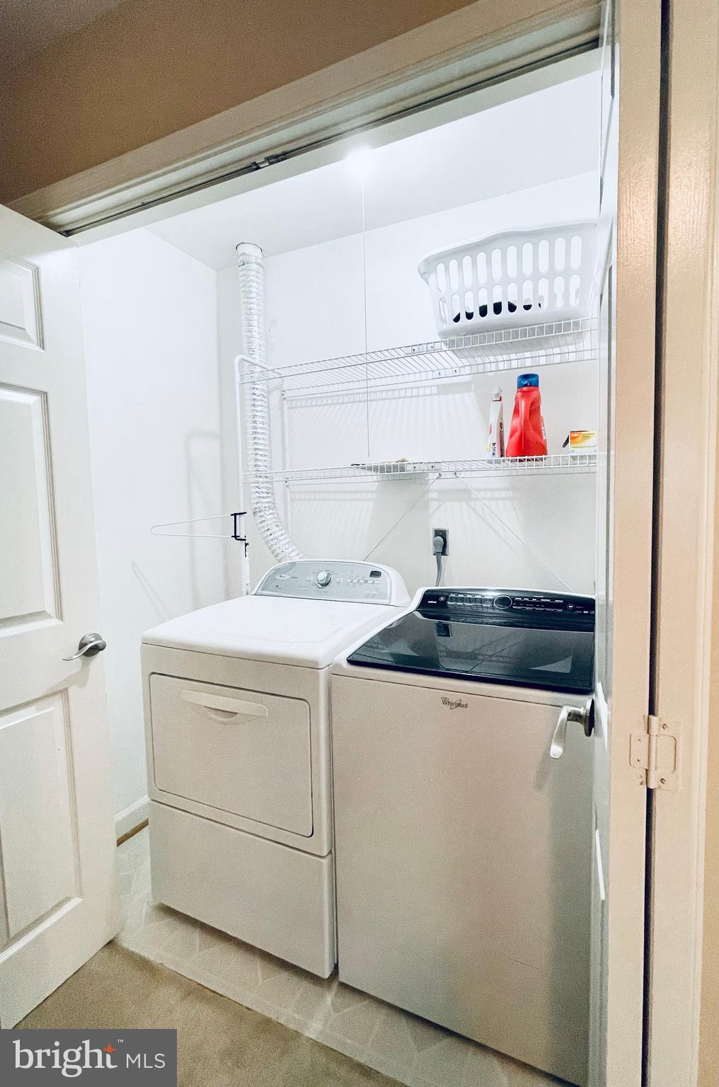 KINGSTOWNE - Residential Lease