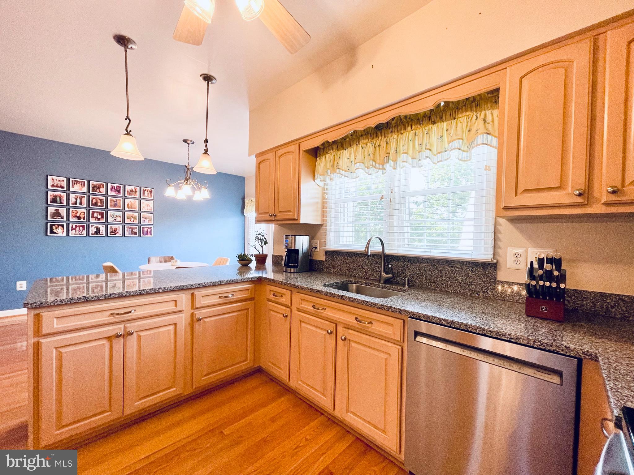 KINGSTOWNE - Residential Lease