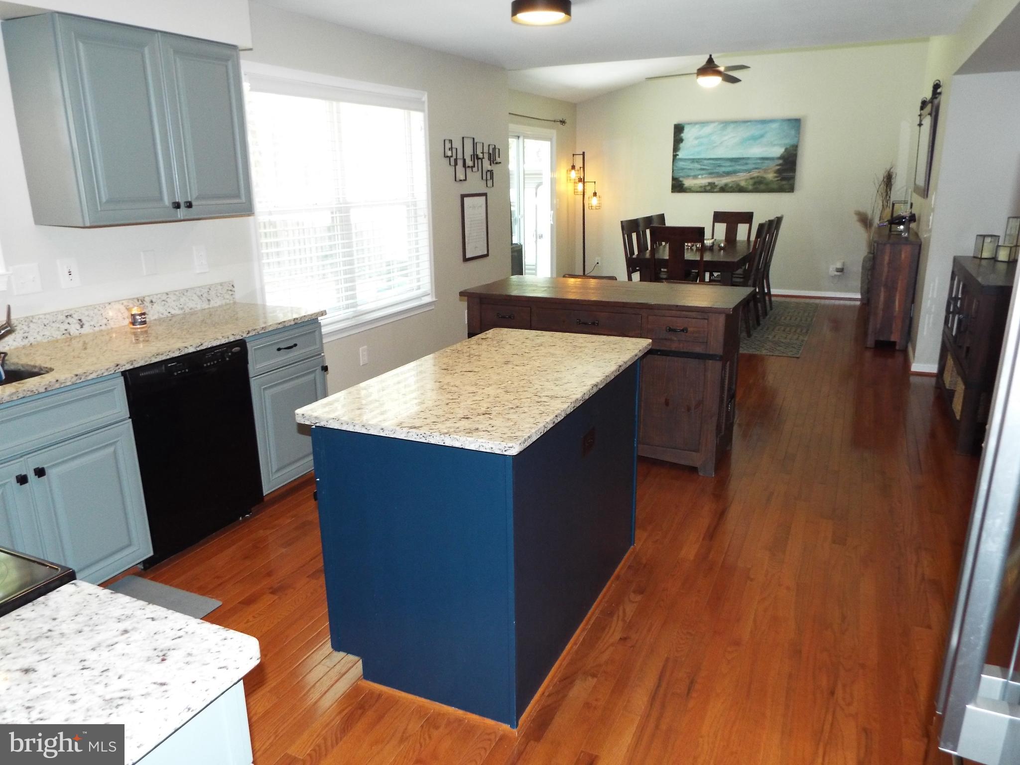 1275 SWAN DRIVE