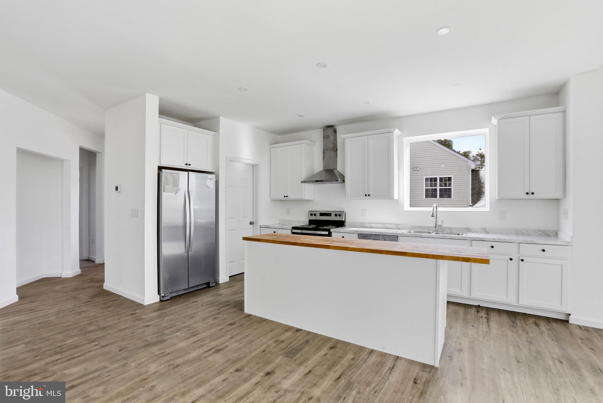 LAKE HOLIDAY ESTATES - Residential