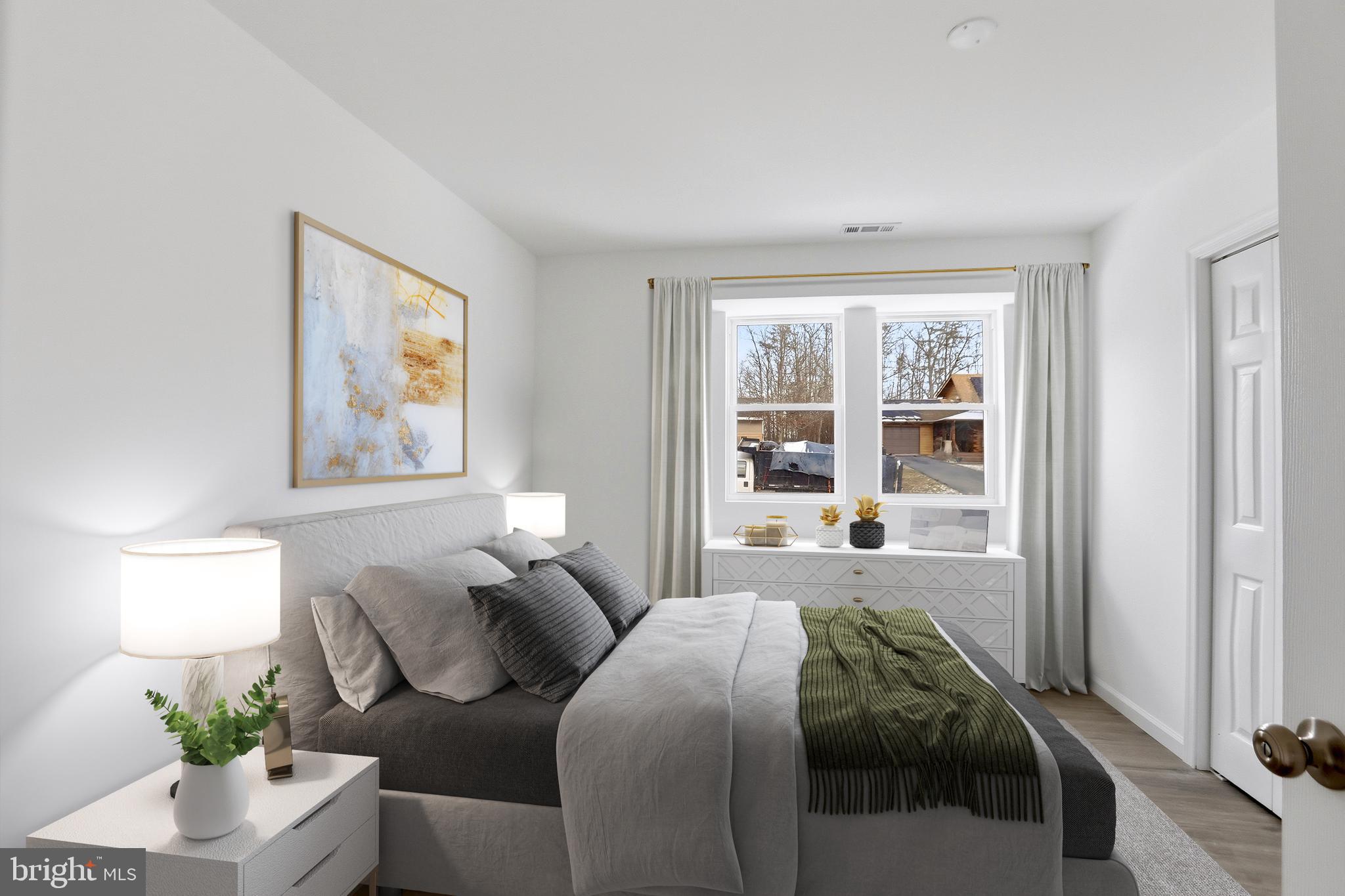 LAKE HOLIDAY ESTATES - Residential