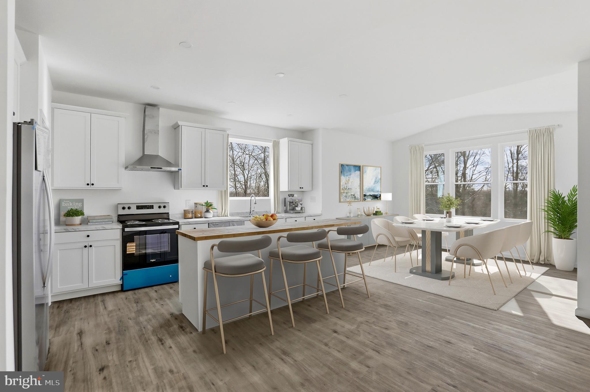 LAKE HOLIDAY ESTATES - Residential