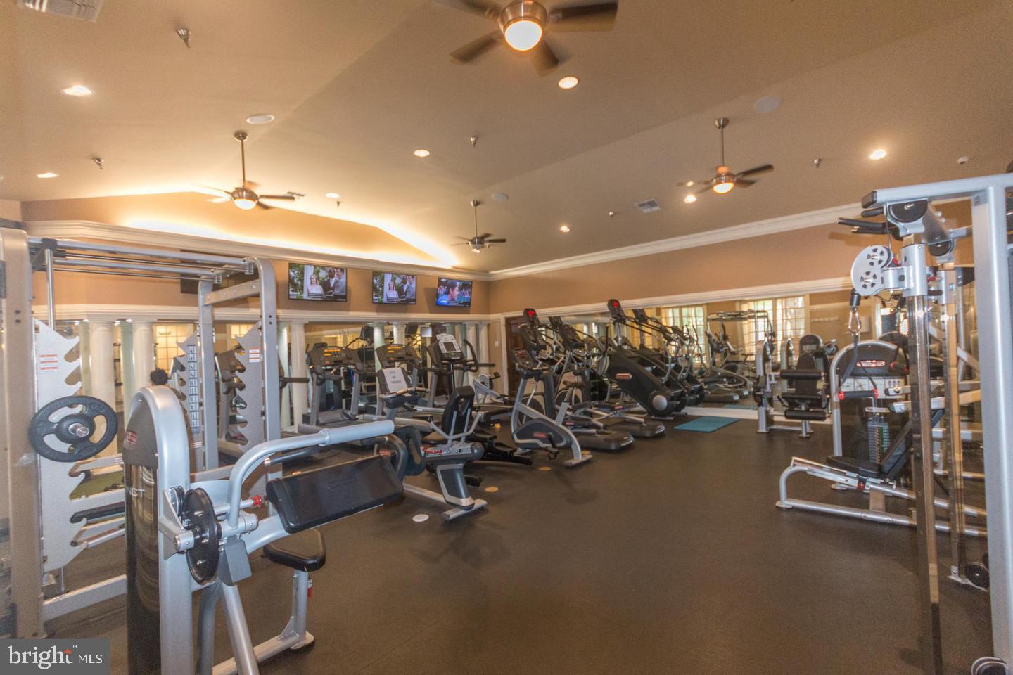 WOODLAND PARK - Residential Lease