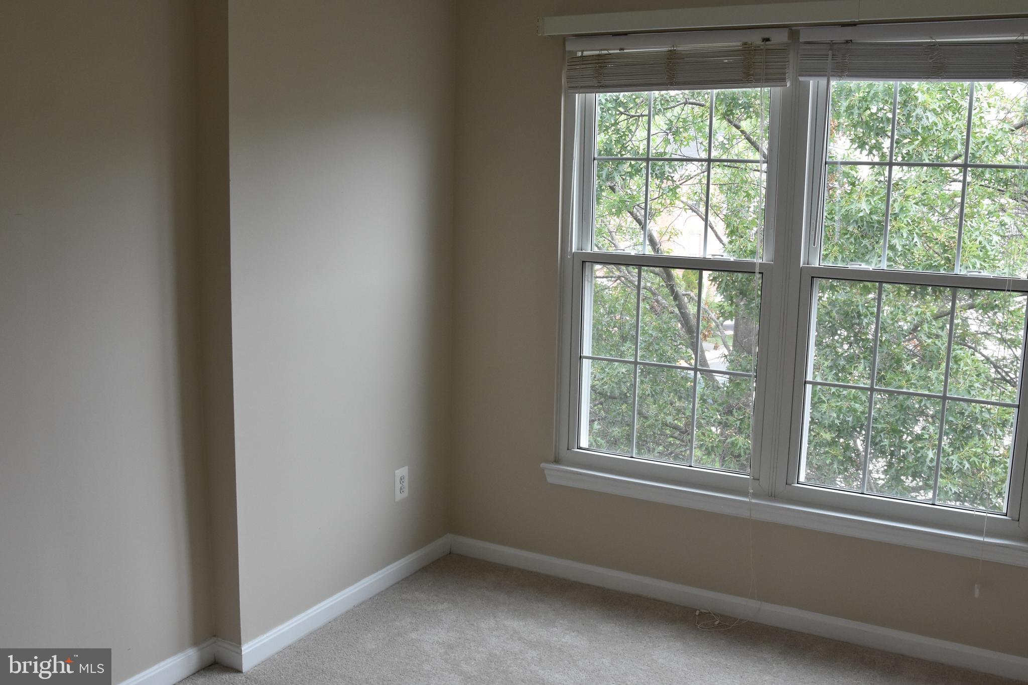 WOODLAND PARK - Residential Lease