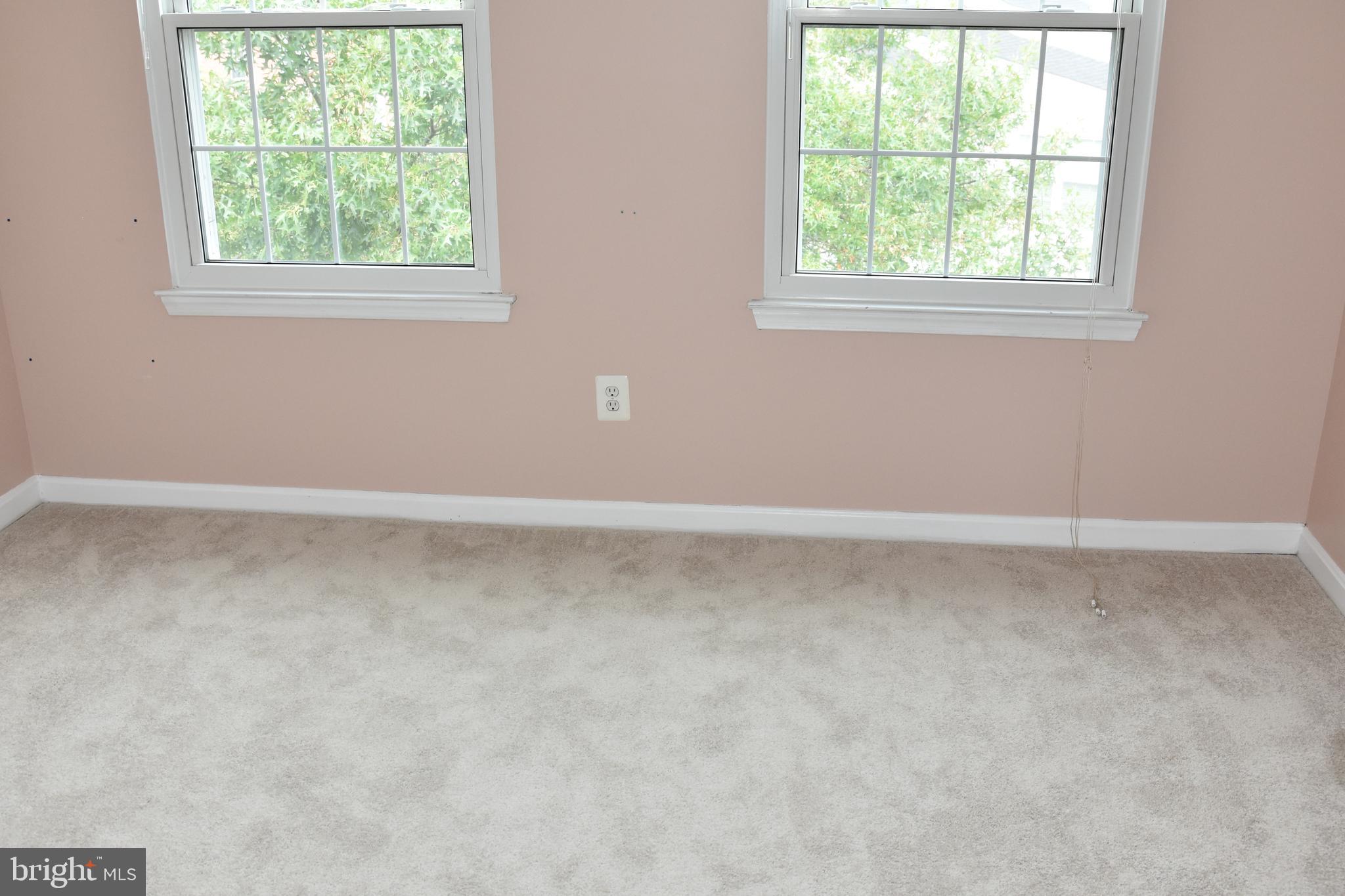 WOODLAND PARK - Residential Lease