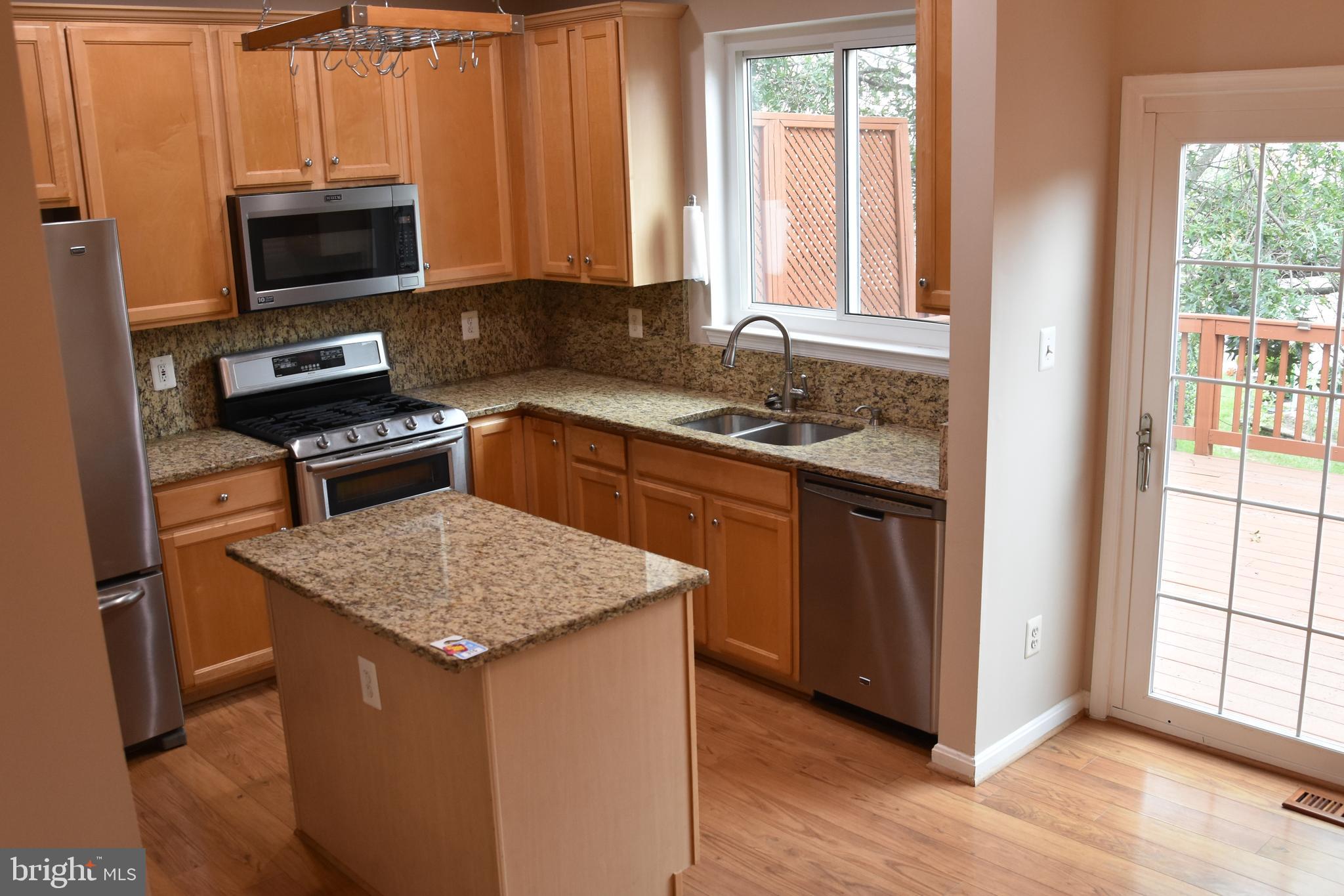 WOODLAND PARK - Residential Lease