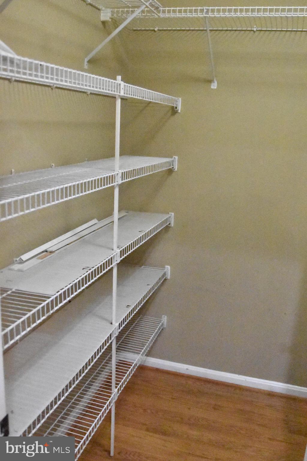 WOODLAND PARK - Residential Lease