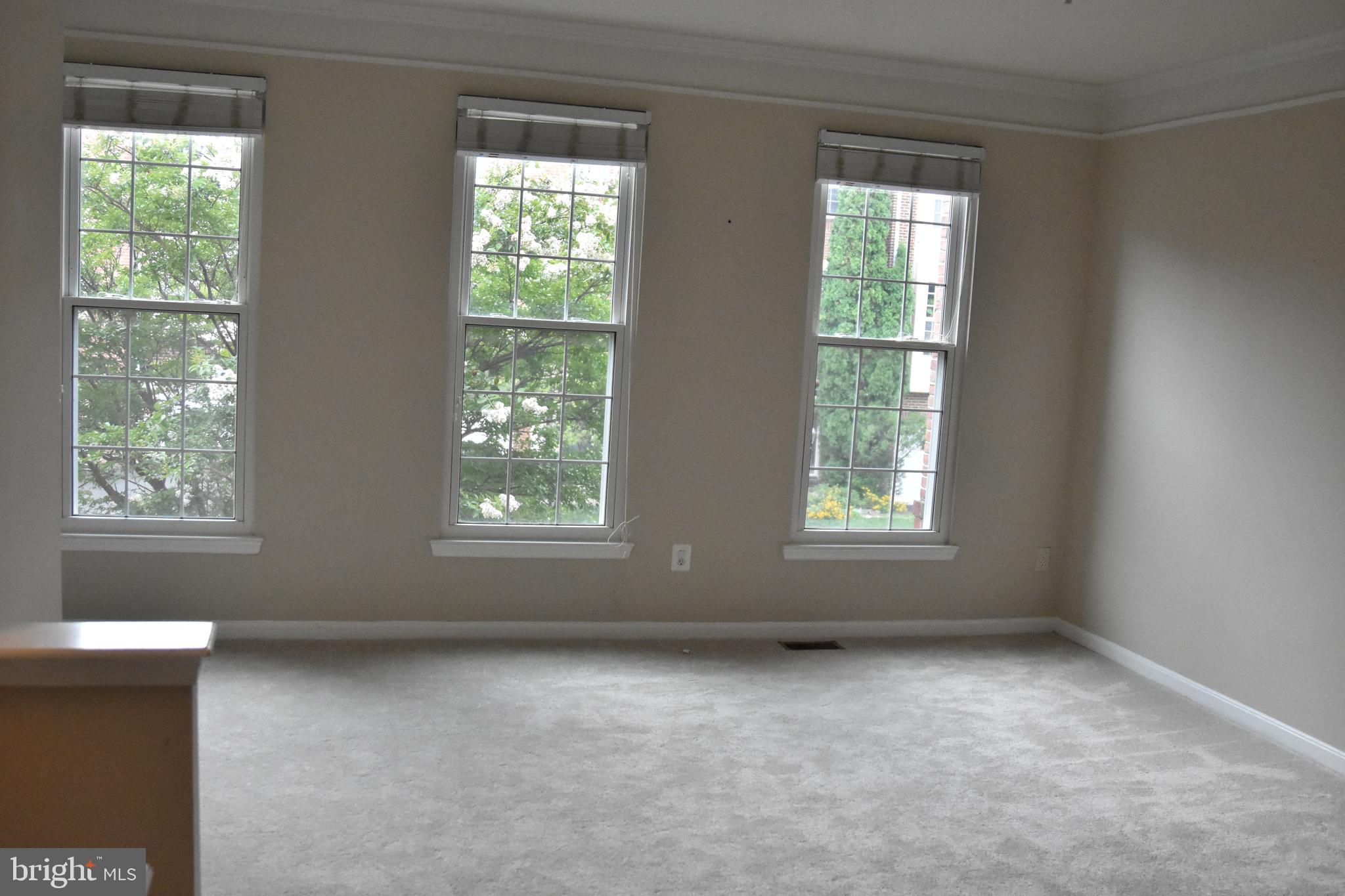 WOODLAND PARK - Residential Lease