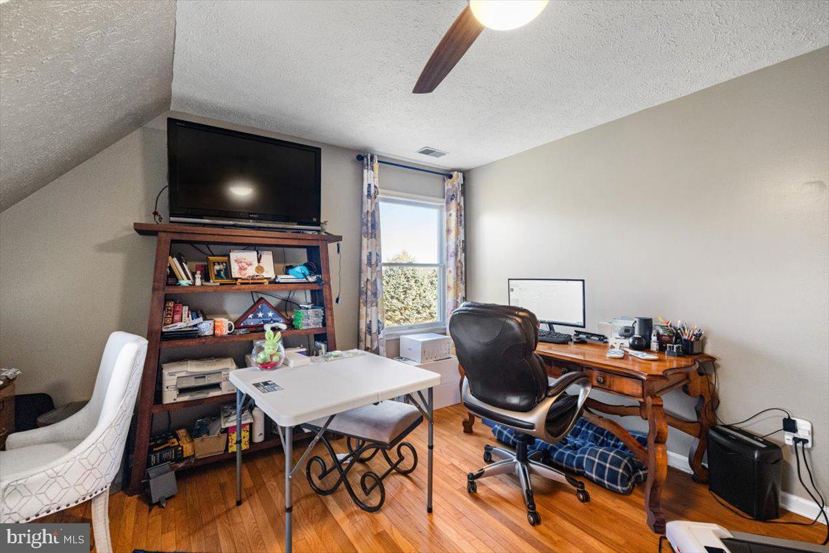 GLEN E RUSSELL - Residential