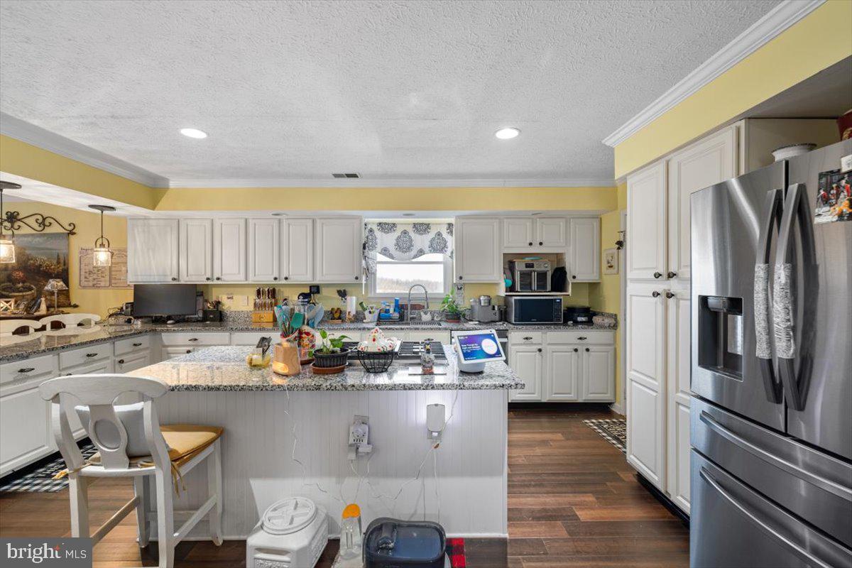 GLEN E RUSSELL - Residential