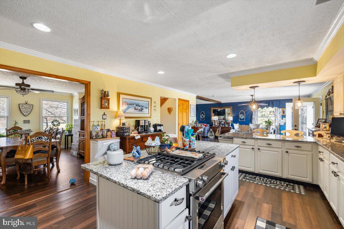 GLEN E RUSSELL - Residential