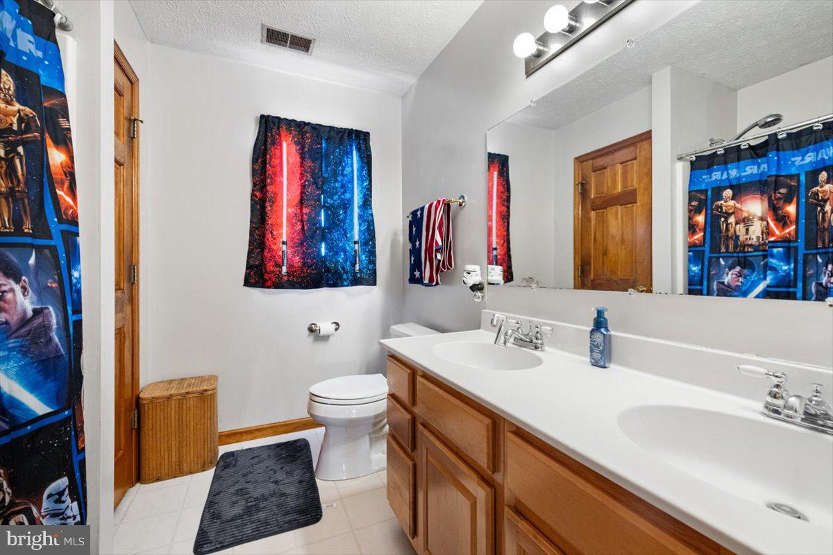 GLEN E RUSSELL - Residential