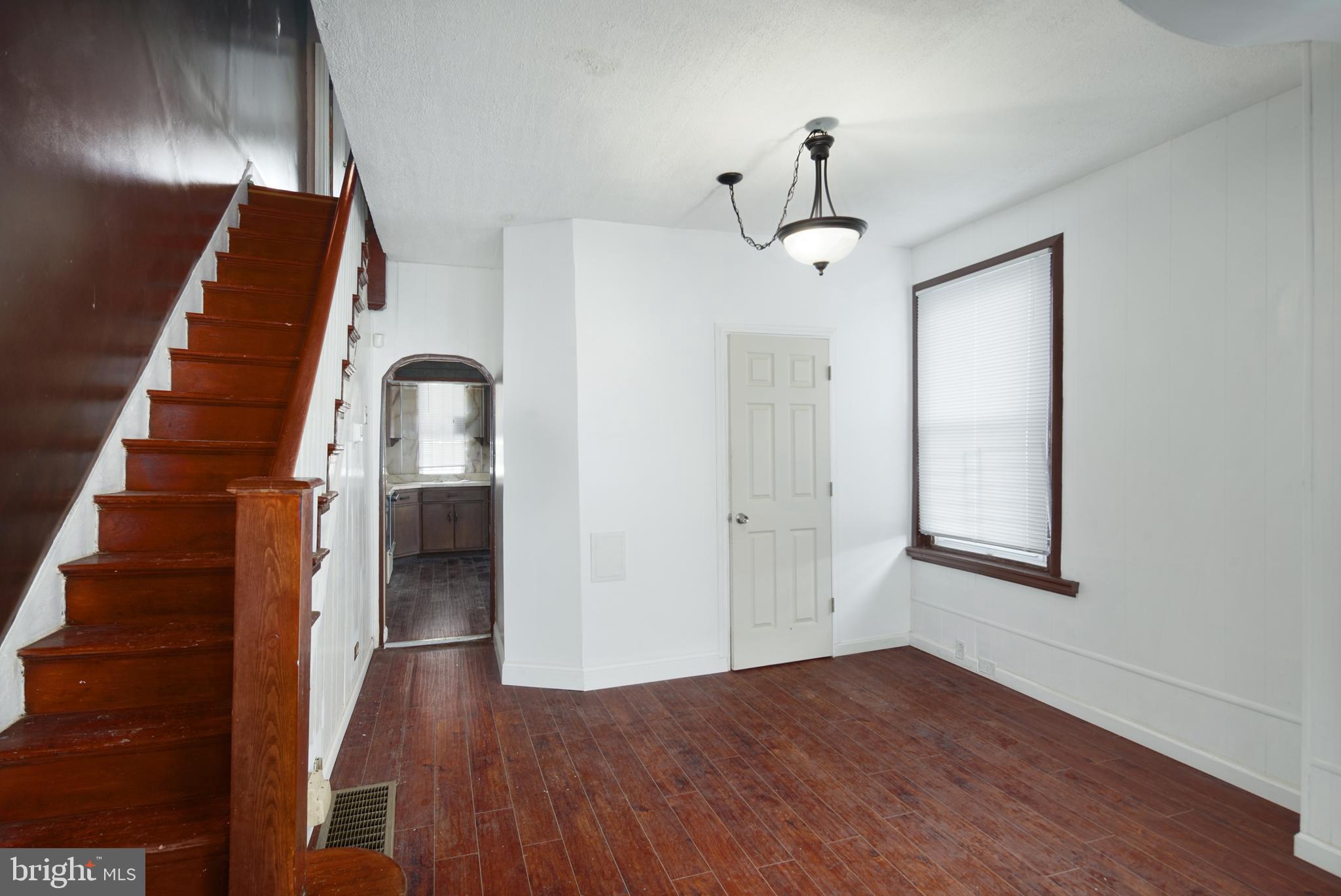 STRAWBERRY MANSION - Residential