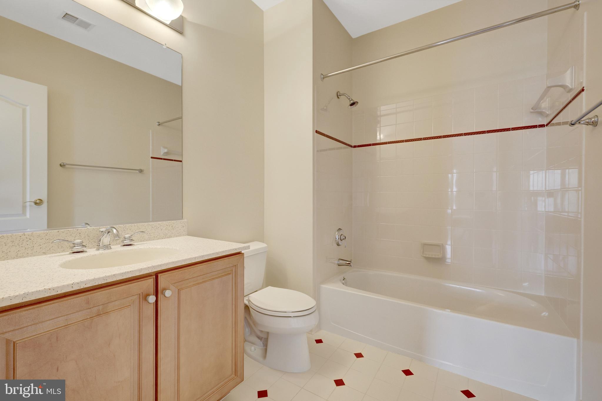 FOXHALL OF MCLEAN - Residential