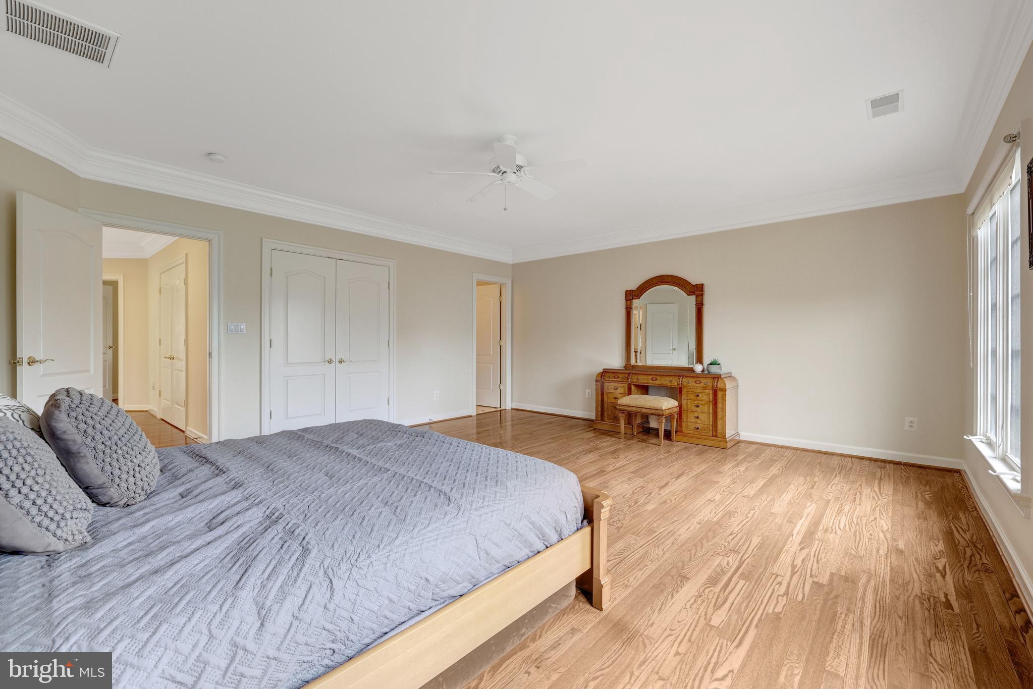 FOXHALL OF MCLEAN - Residential