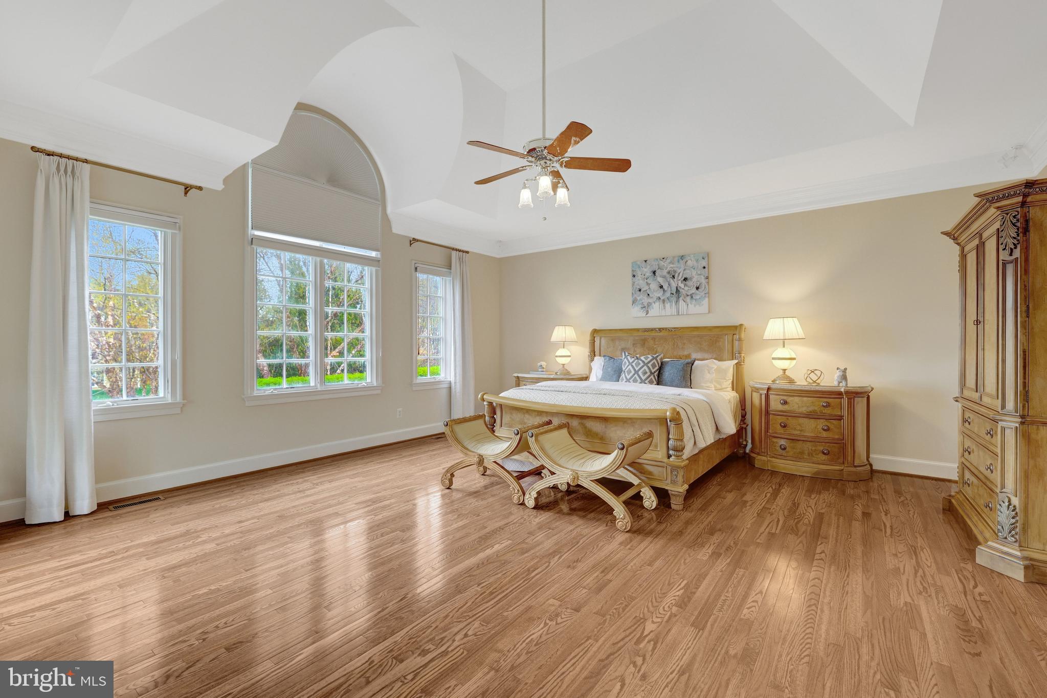 FOXHALL OF MCLEAN - Residential