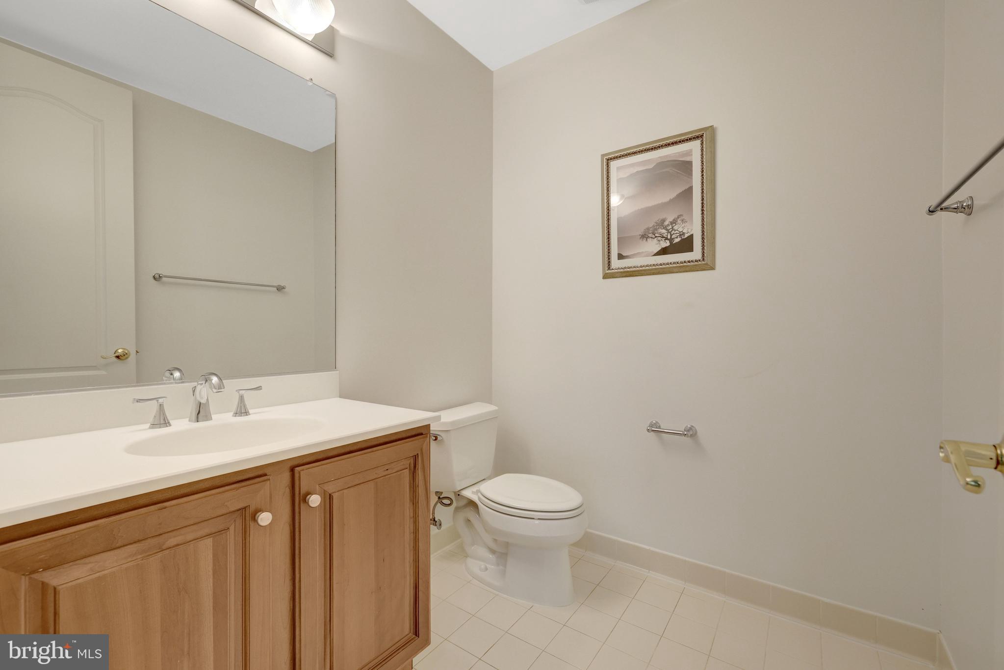 FOXHALL OF MCLEAN - Residential