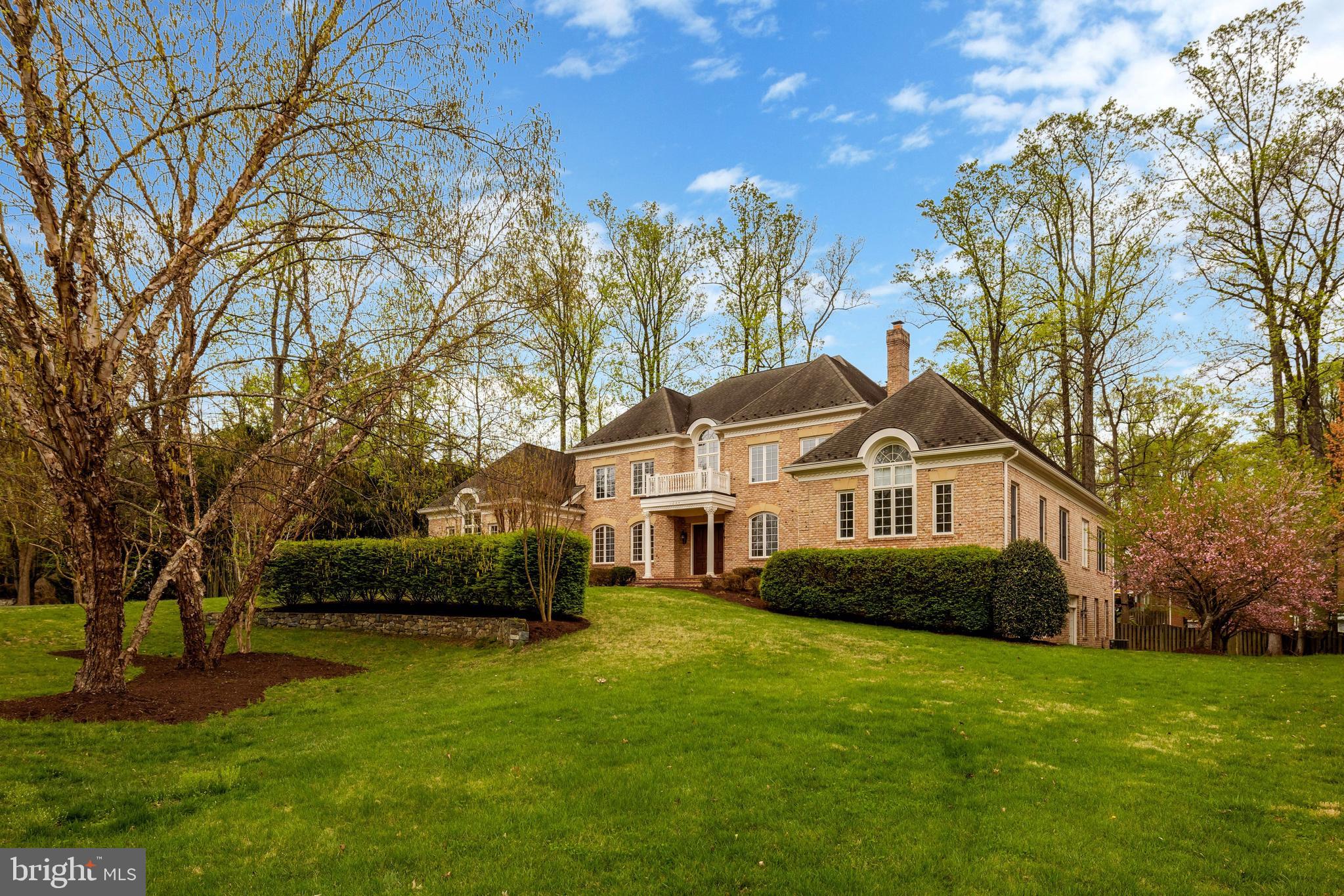 FOXHALL OF MCLEAN - Residential