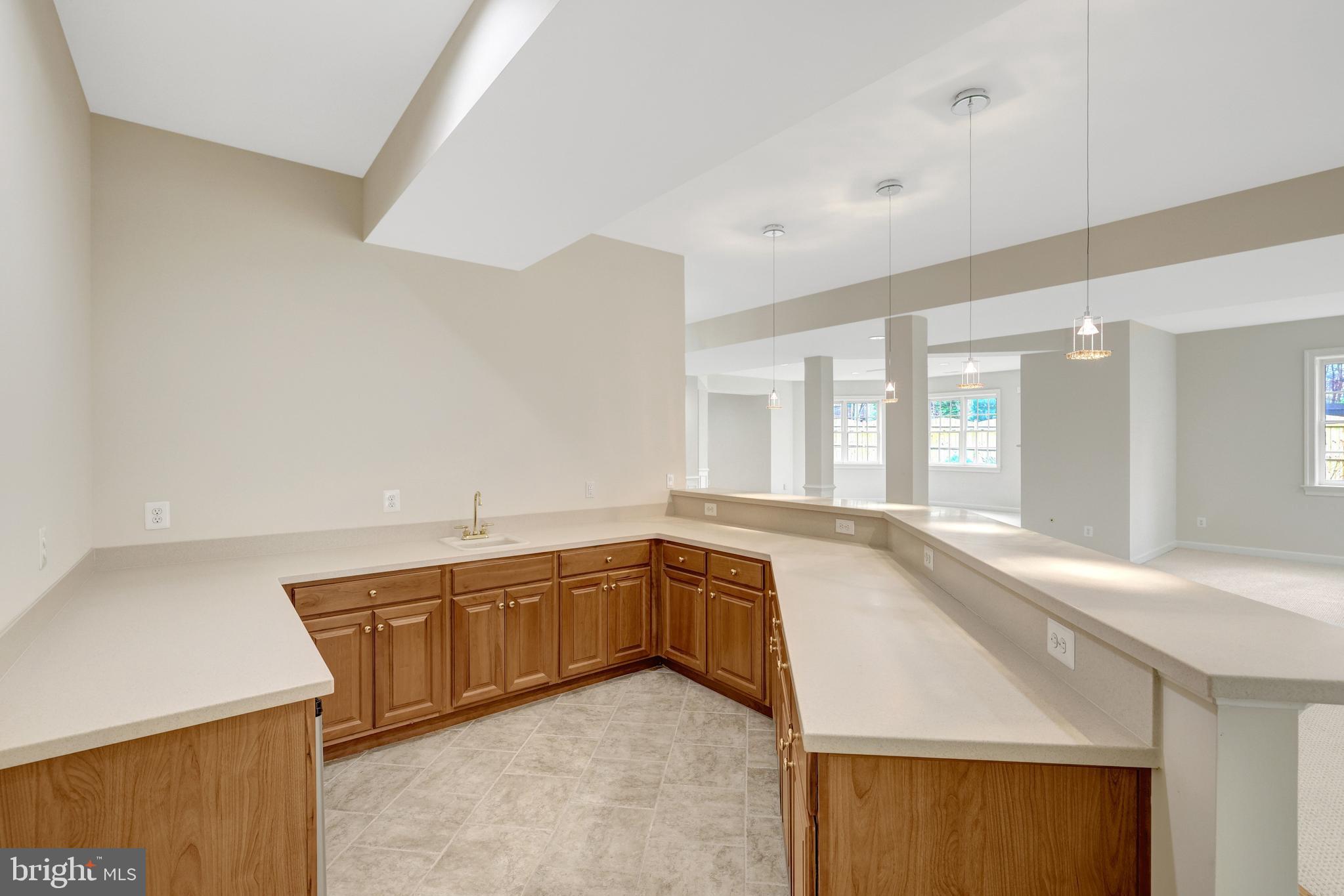 FOXHALL OF MCLEAN - Residential