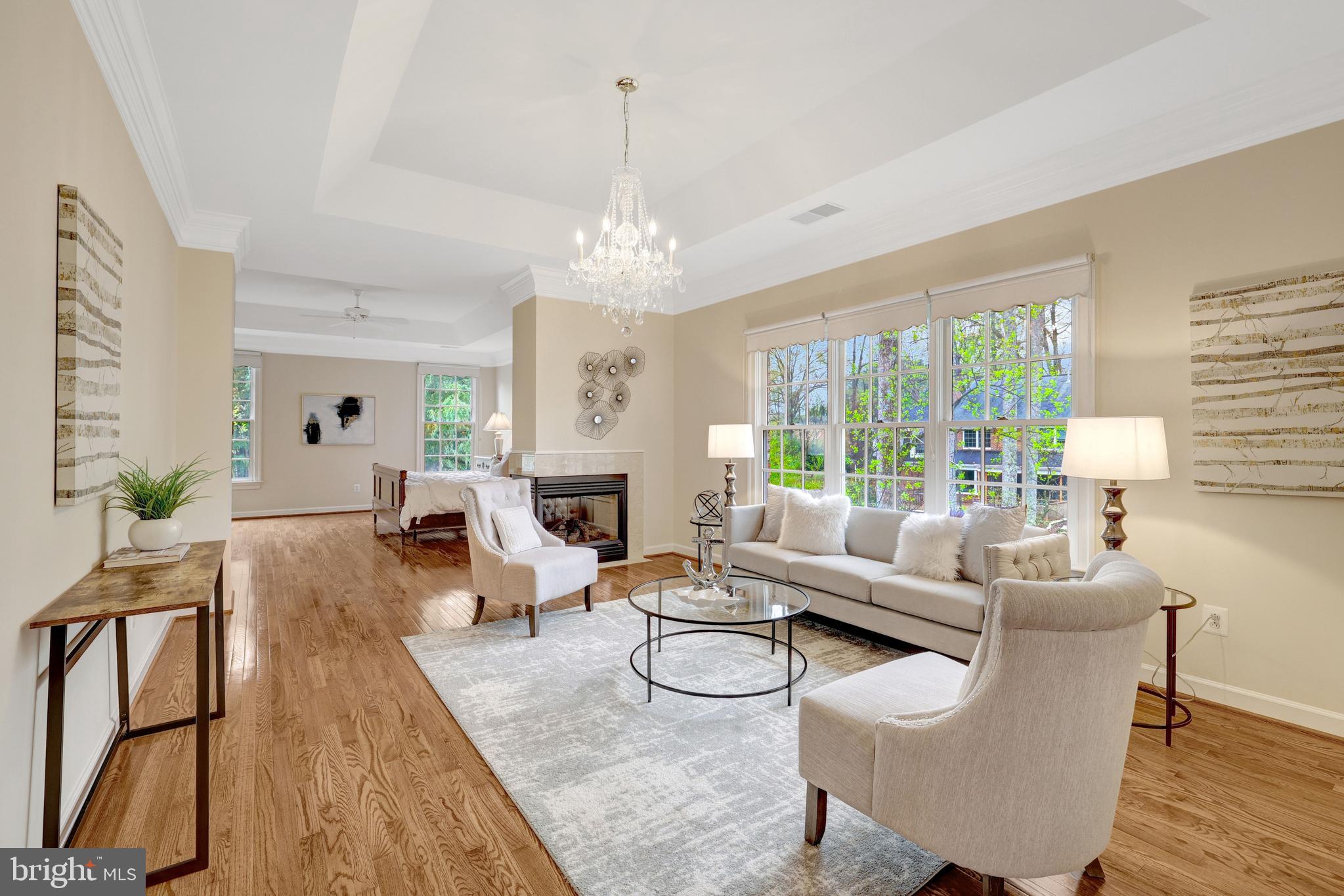 FOXHALL OF MCLEAN - Residential