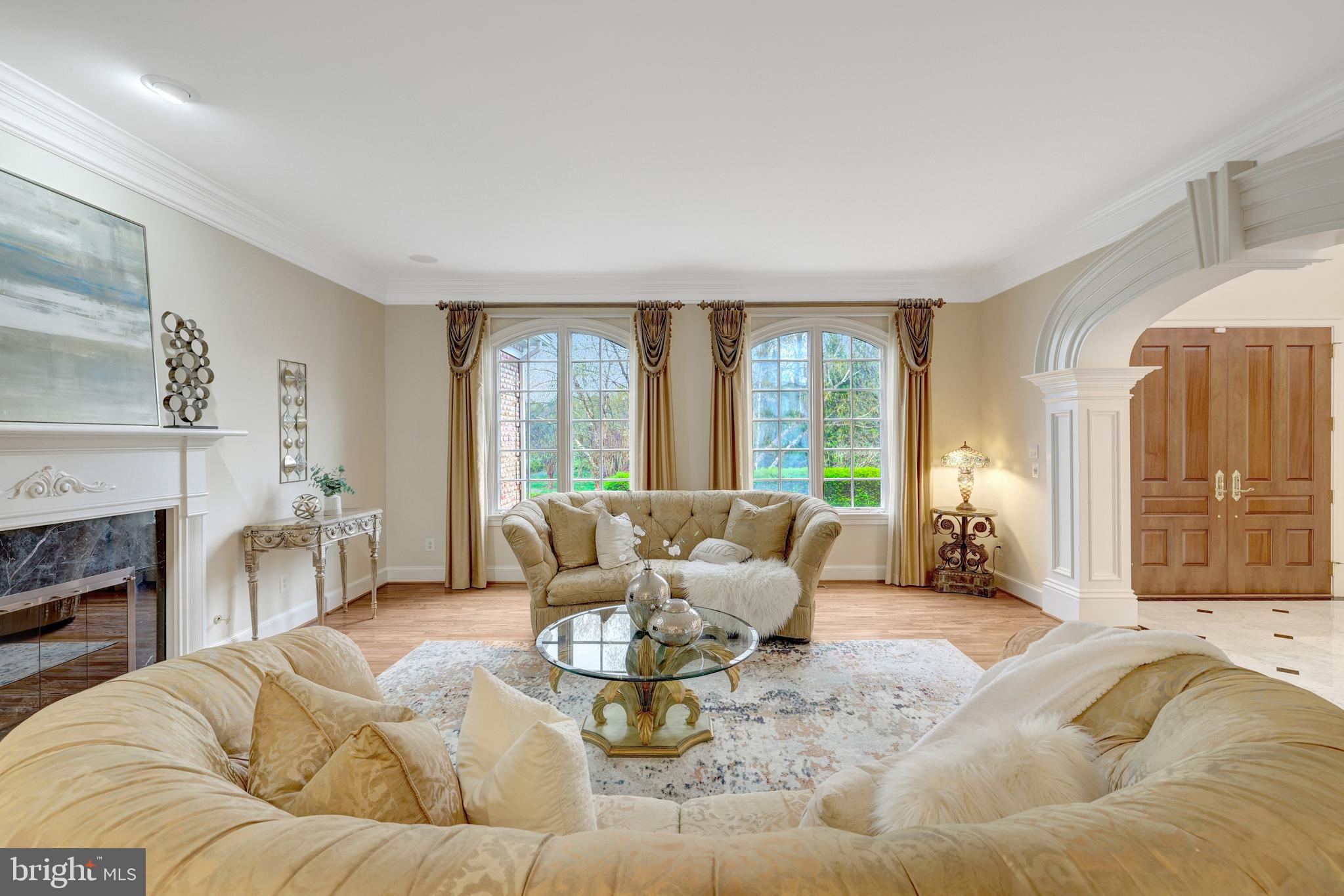 FOXHALL OF MCLEAN - Residential