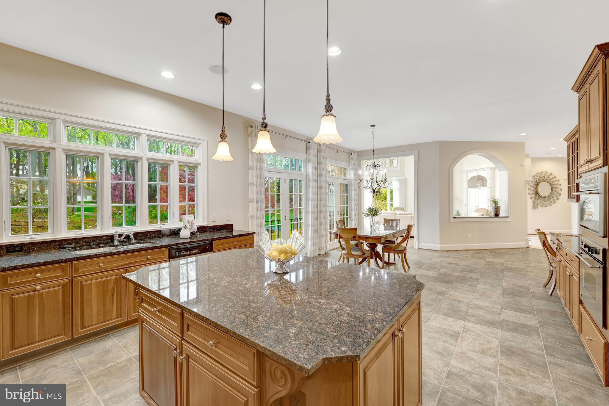 FOXHALL OF MCLEAN - Residential