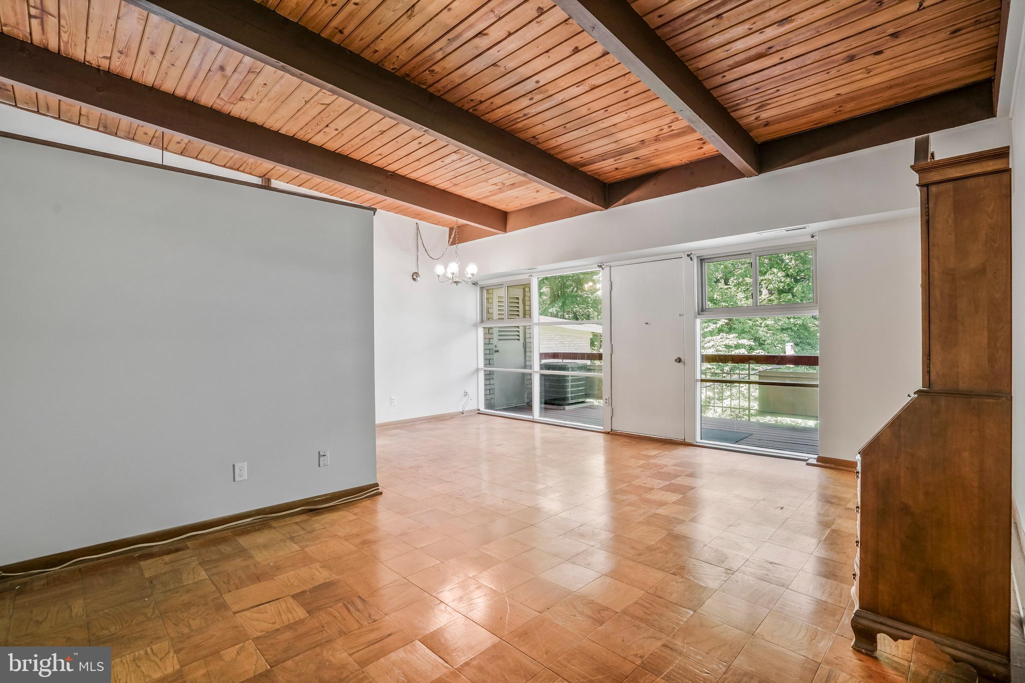 FAIRFAX HERITAGE - Residential