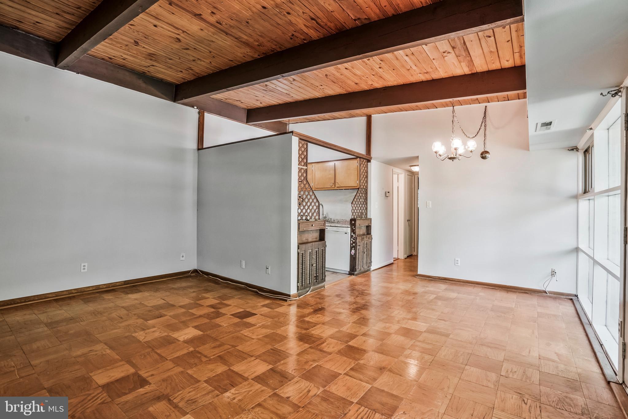 FAIRFAX HERITAGE - Residential