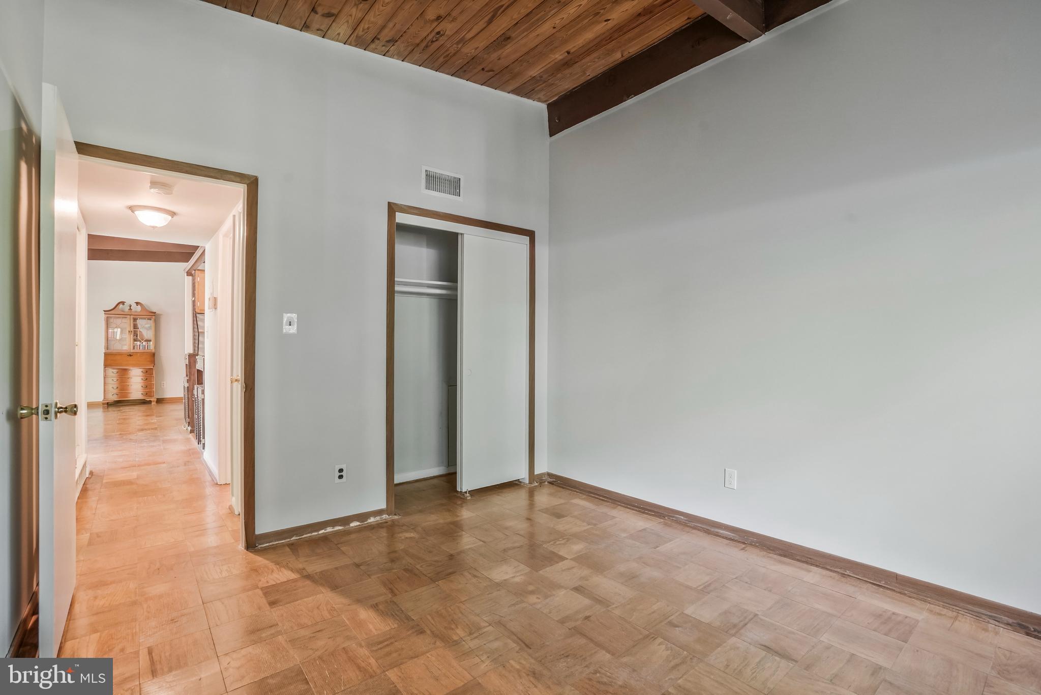 FAIRFAX HERITAGE - Residential