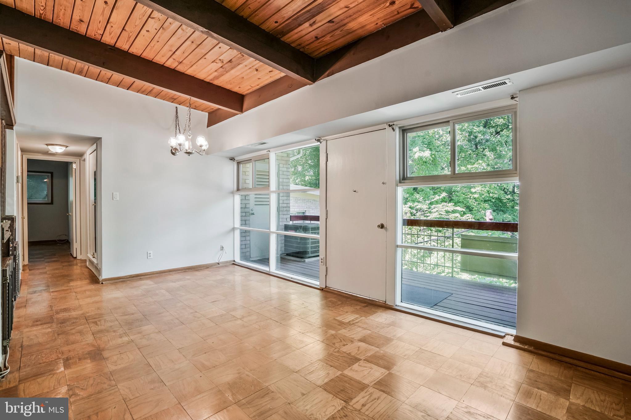 FAIRFAX HERITAGE - Residential