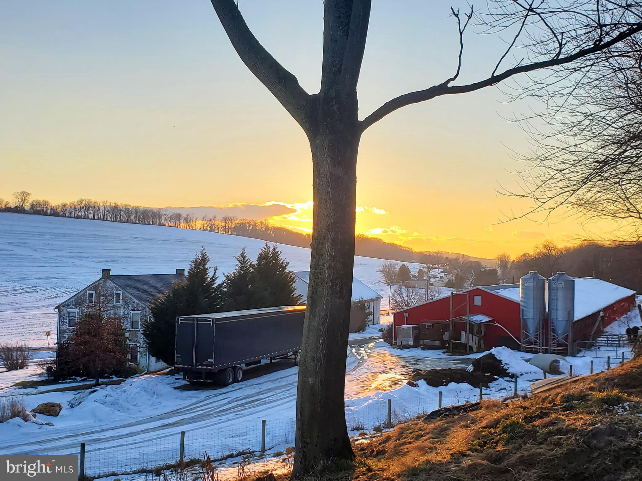 MANOR TWP - Farm