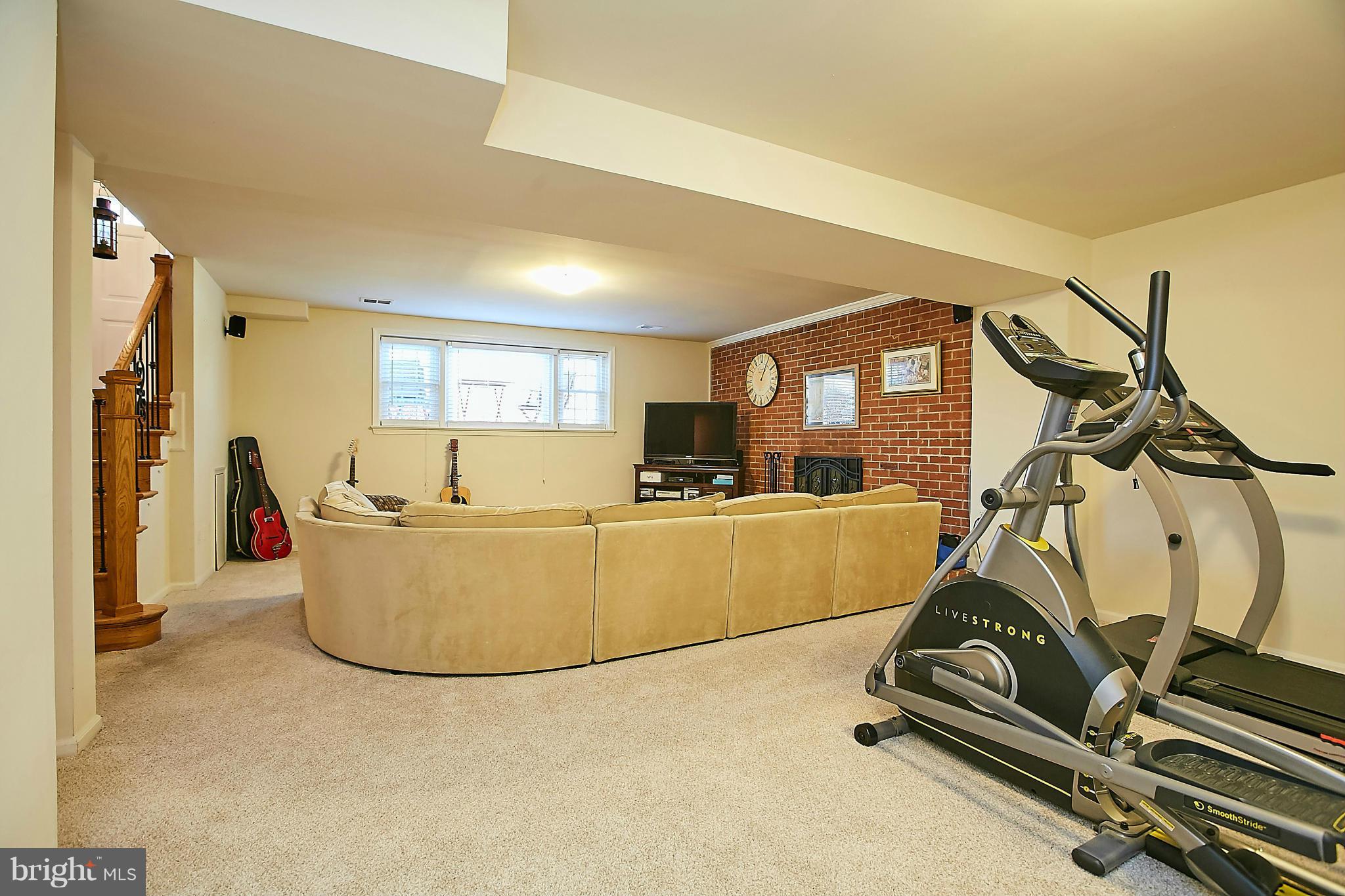 BEECH TREE MANOR - Residential