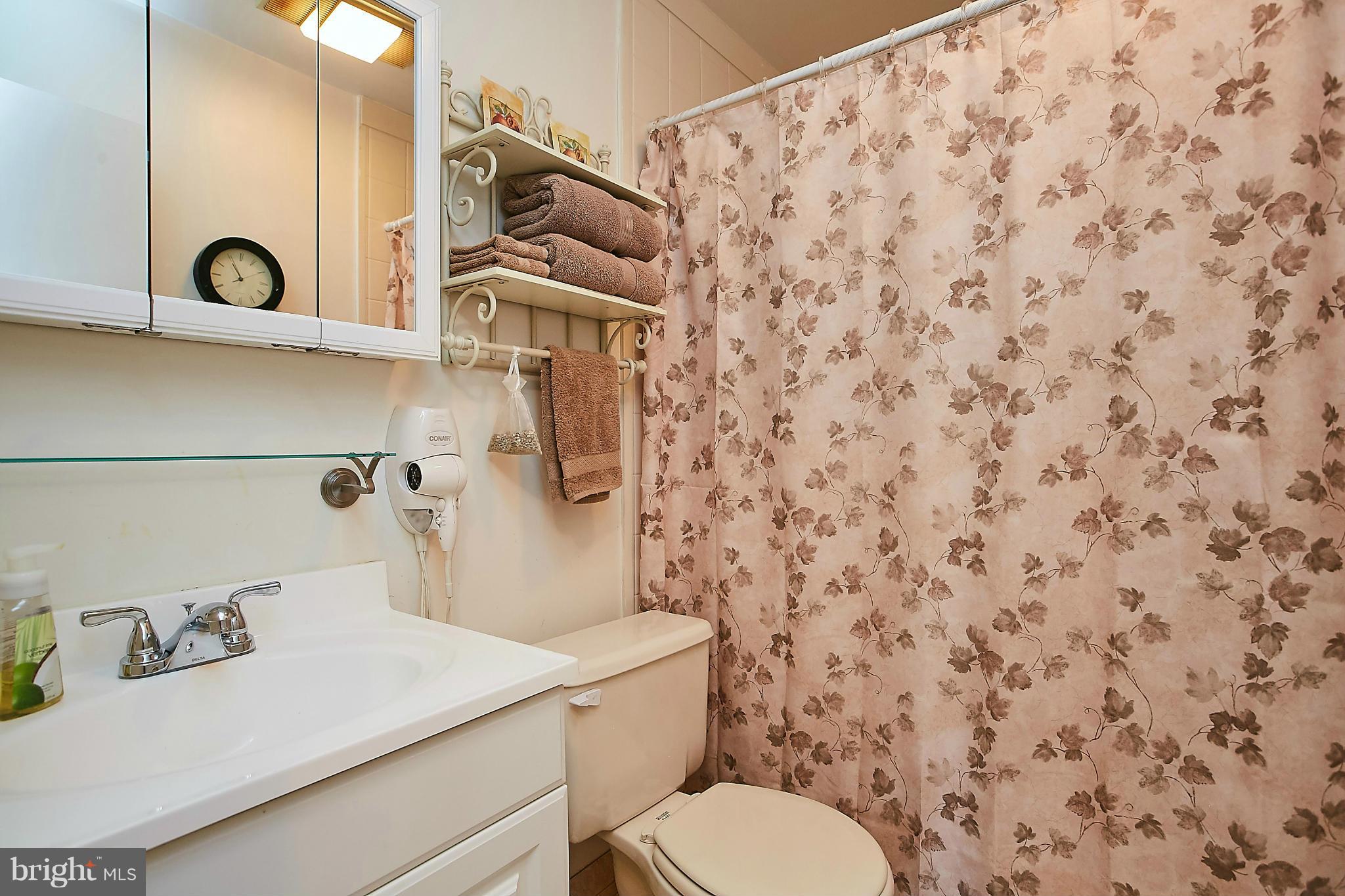 BEECH TREE MANOR - Residential