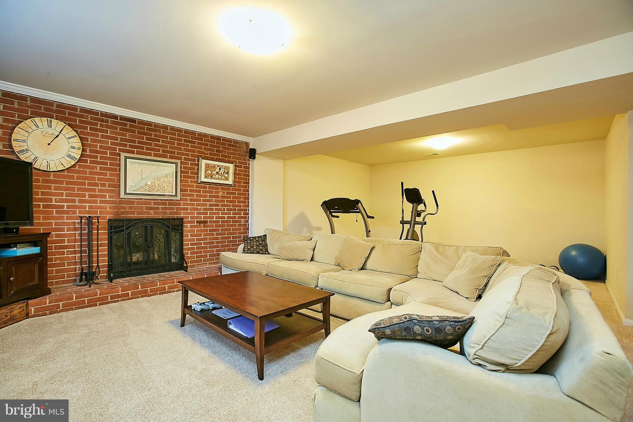 BEECH TREE MANOR - Residential