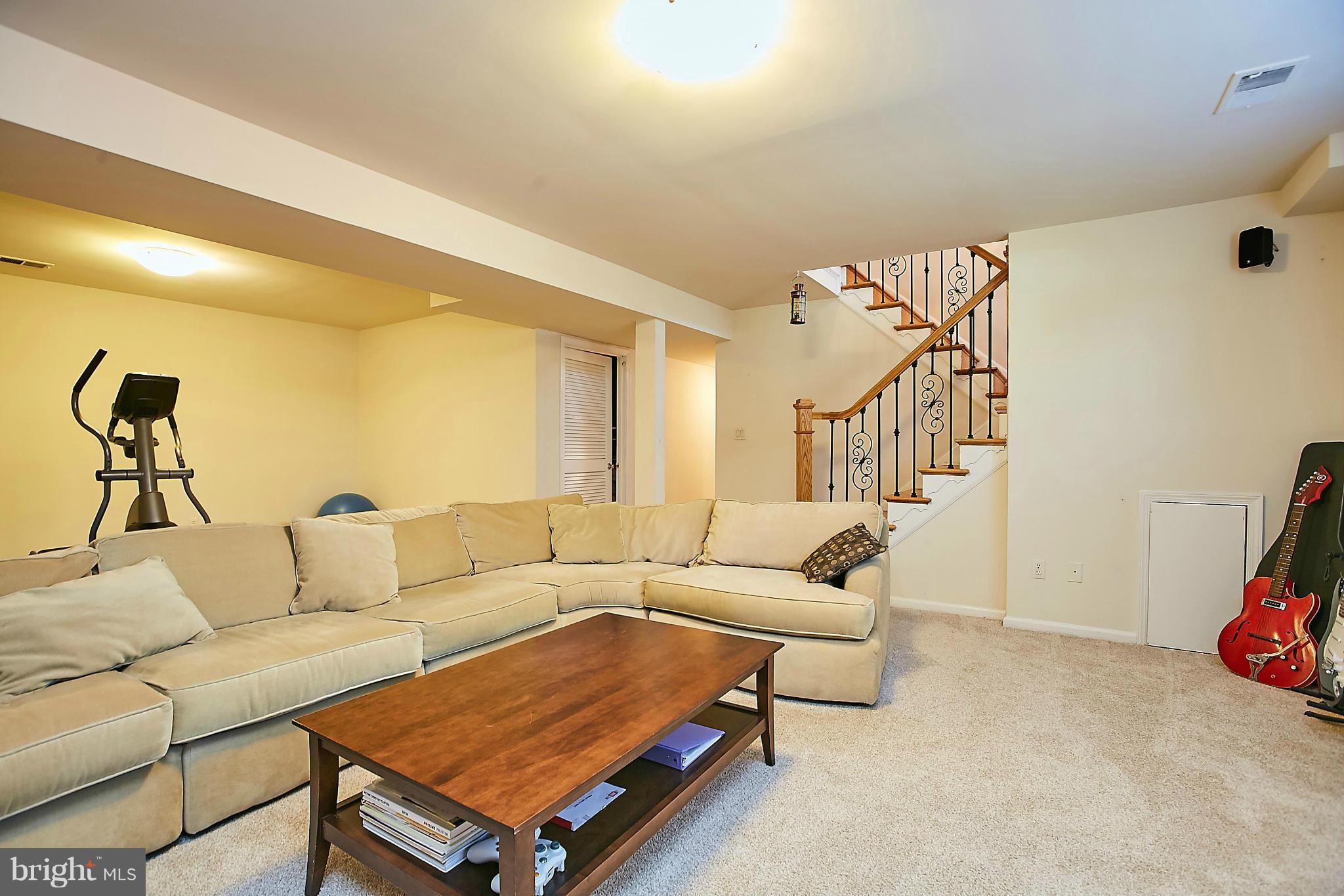 BEECH TREE MANOR - Residential