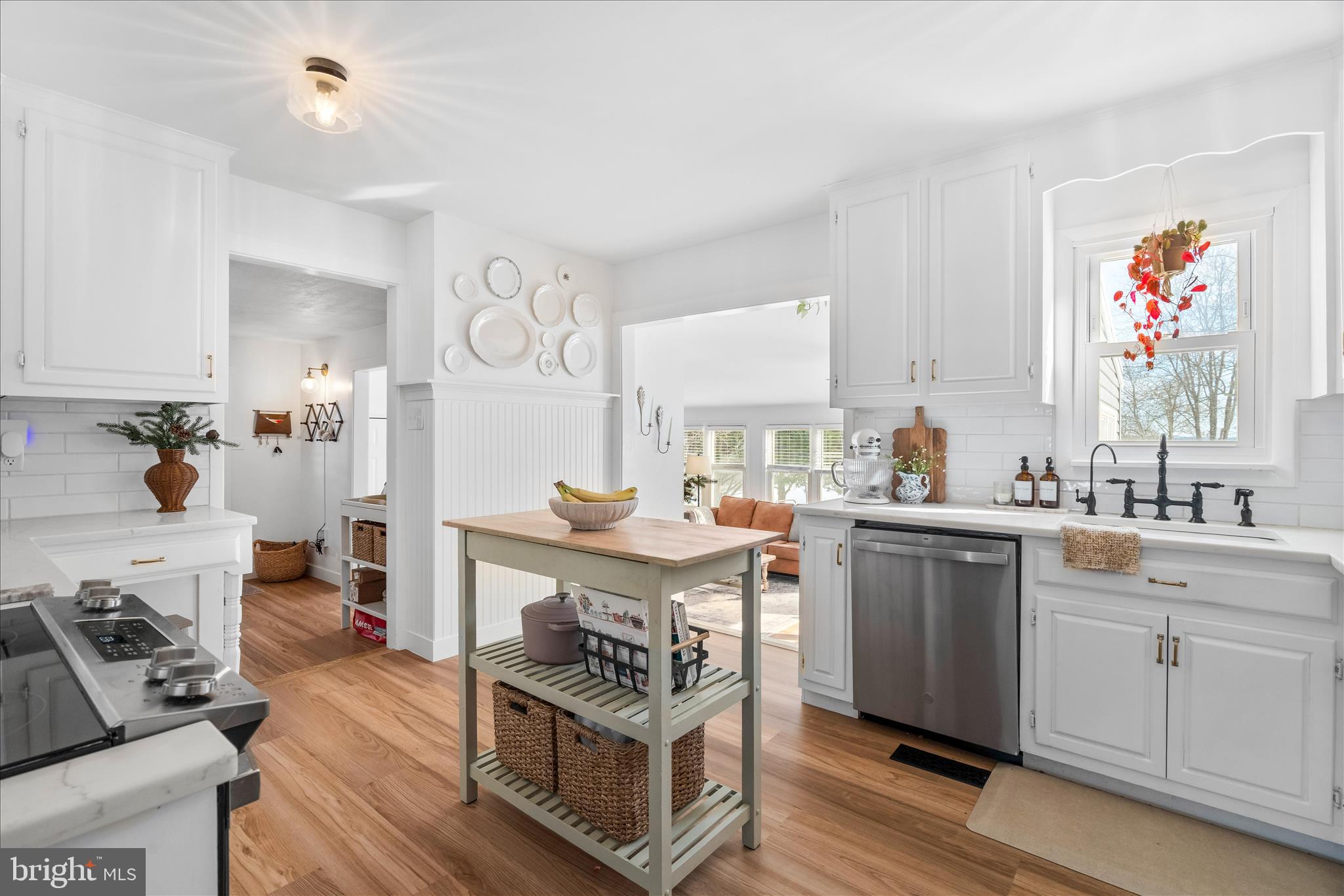 VIEW MORE HEIGHTS - Residential