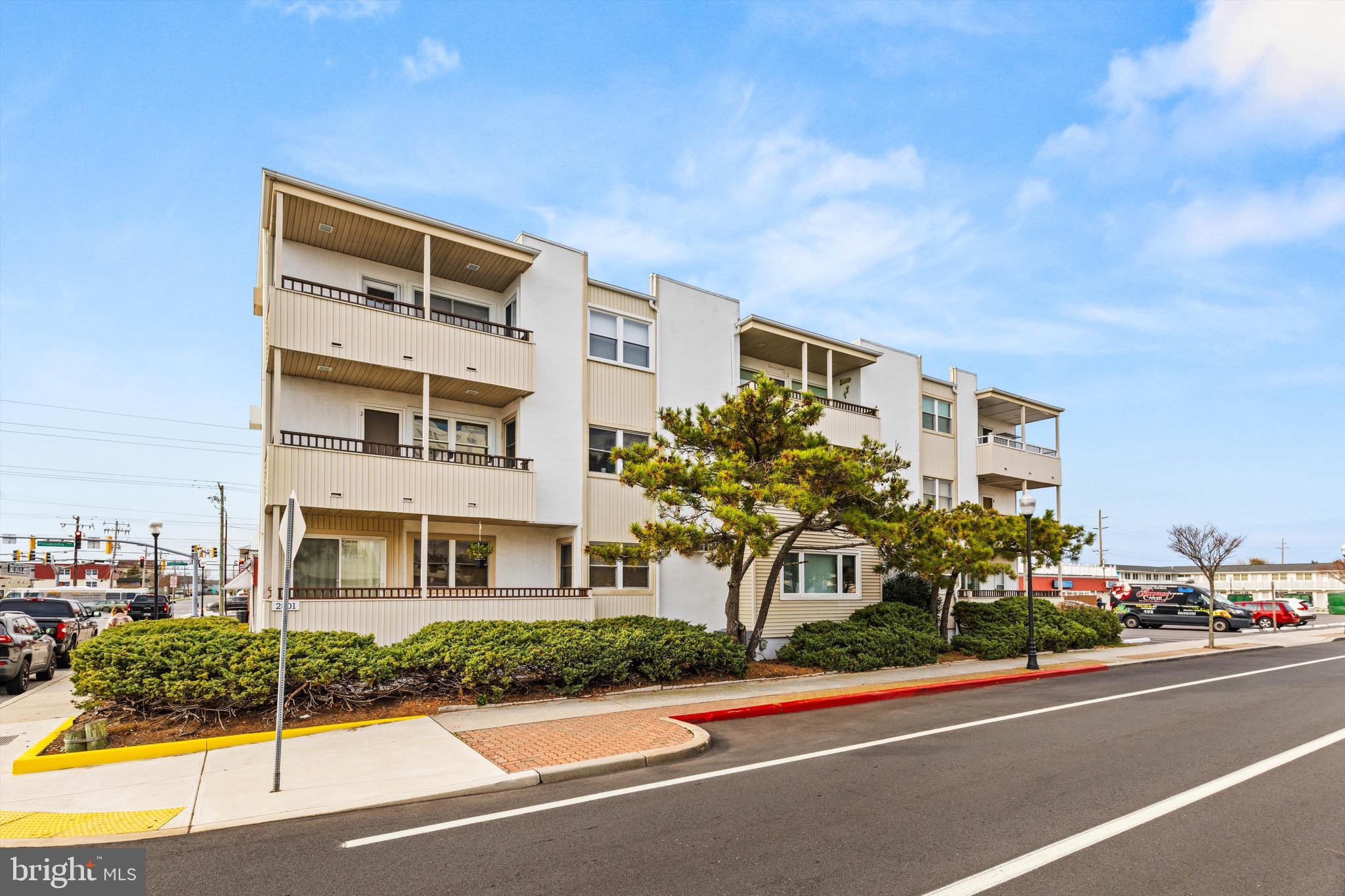 2801 N BALTIMORE AVENUE 103